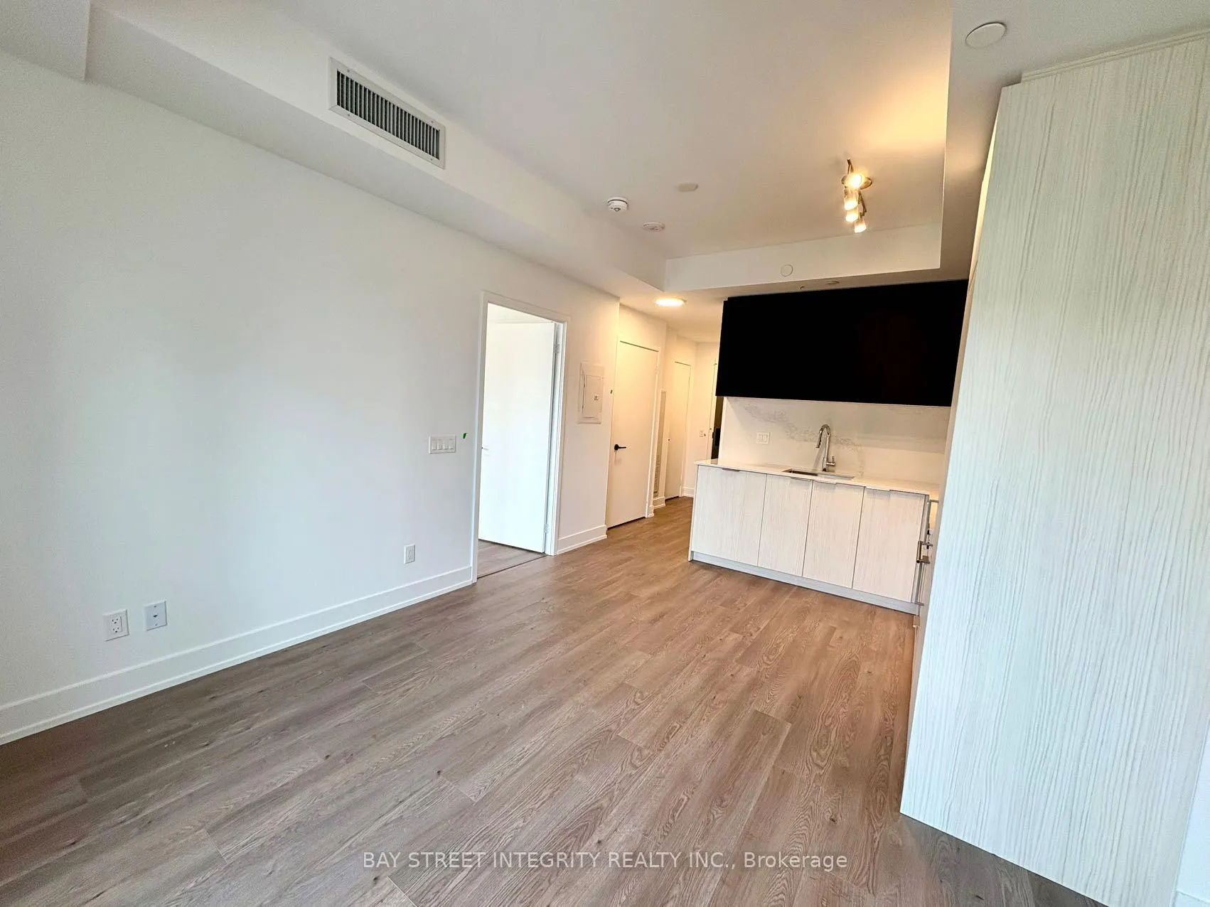 Photo 4 of Unit 2109, 308 Jarvis Street, Toronto, Church-Yonge Corridor — HOMEH