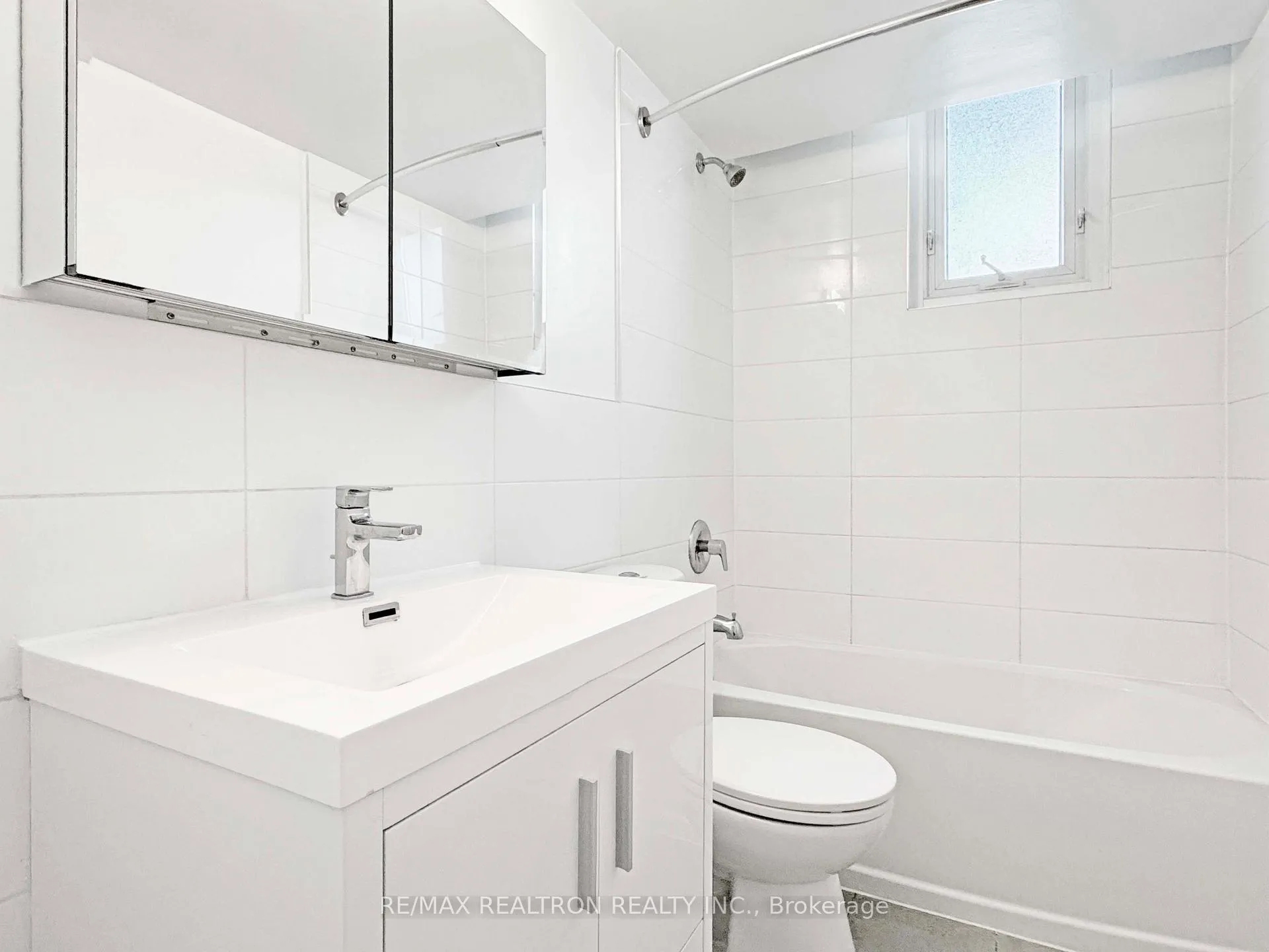 Photo 1 of Unit 703, 55 Isabella Street, Toronto, Church-Yonge Corridor — HOMEH