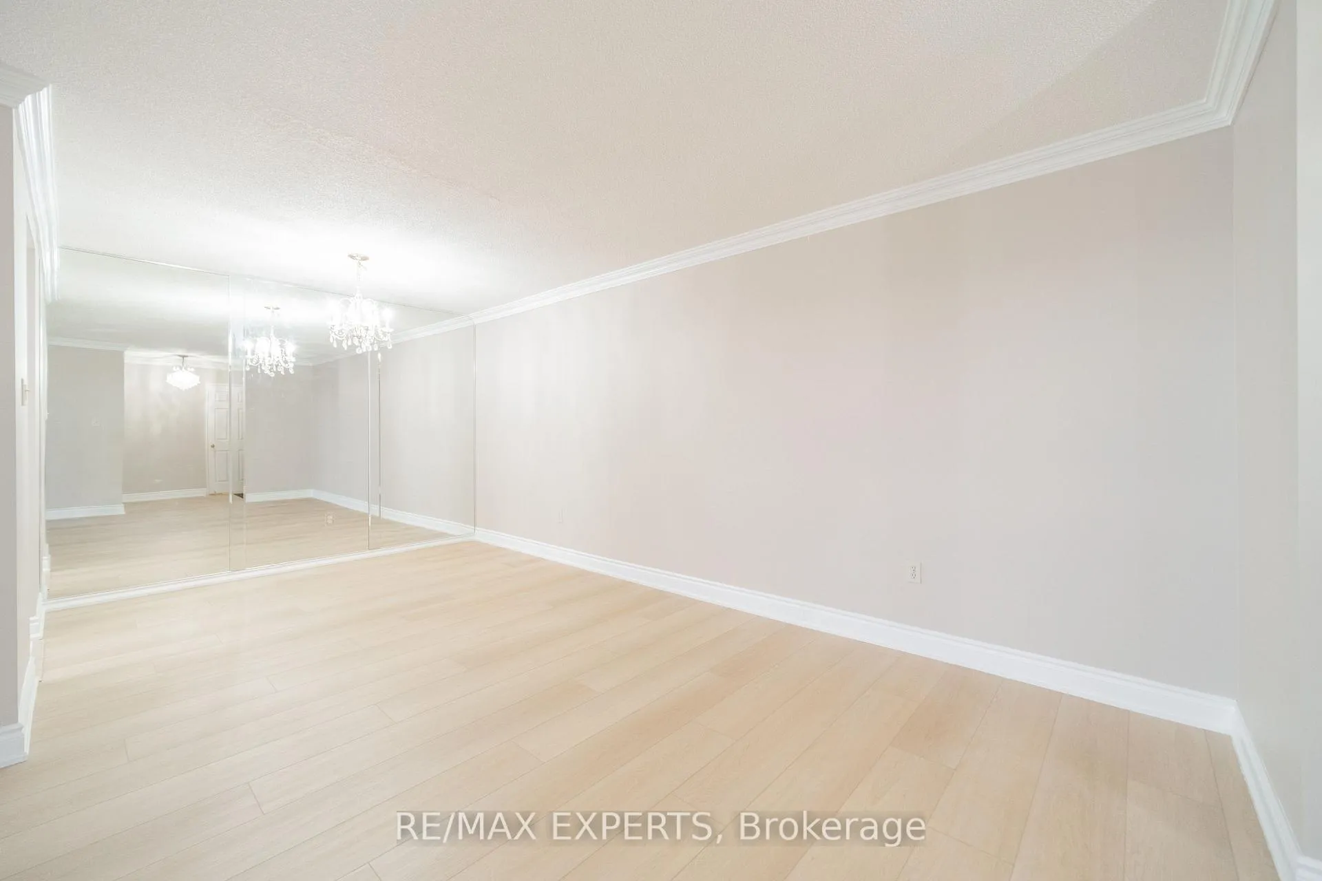 Photo 7 of Unit 1601, 100 County Court Boulevard S, Brampton, Bram West — HOMEH