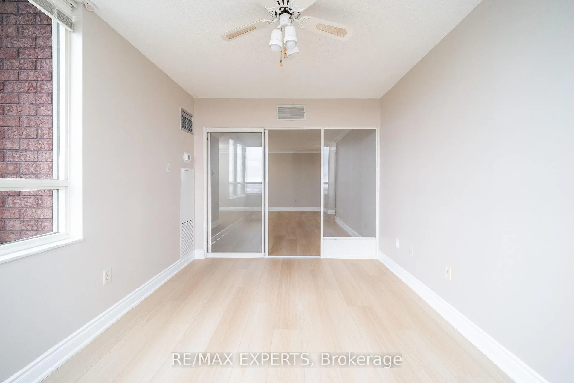 Photo 13 of Unit 1601, 100 County Court Boulevard S, Brampton, Bram West — HOMEH