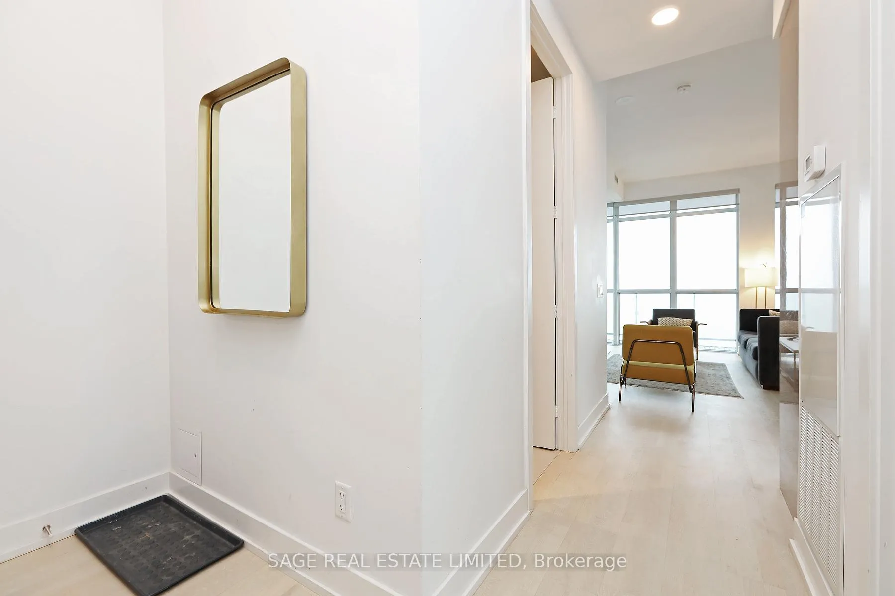 Photo 4 of Unit 5910, 7 Grenville Street, Toronto, Bay Street Corridor — HOMEH