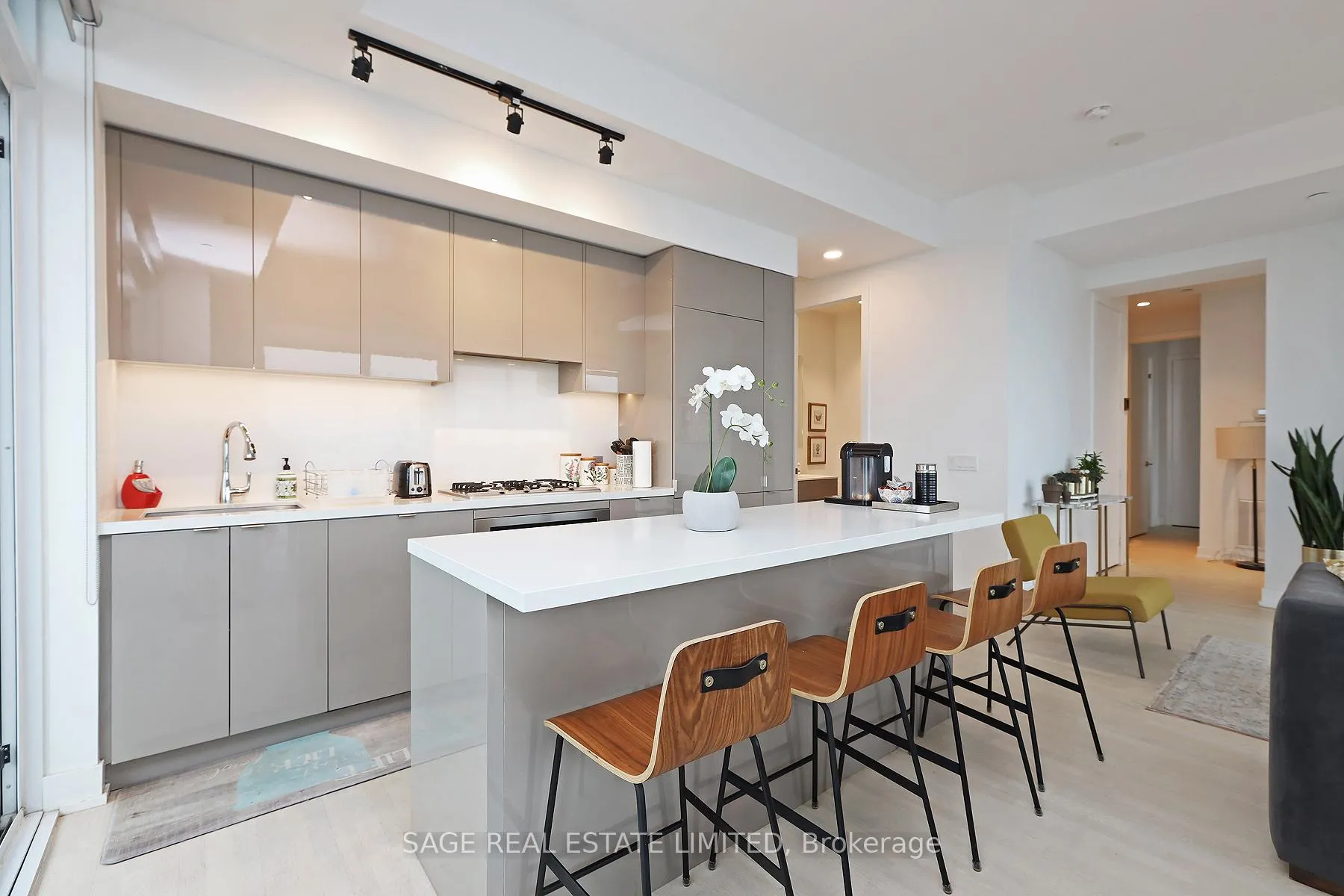 Photo 8 of Unit 5910, 7 Grenville Street, Toronto, Bay Street Corridor — HOMEH