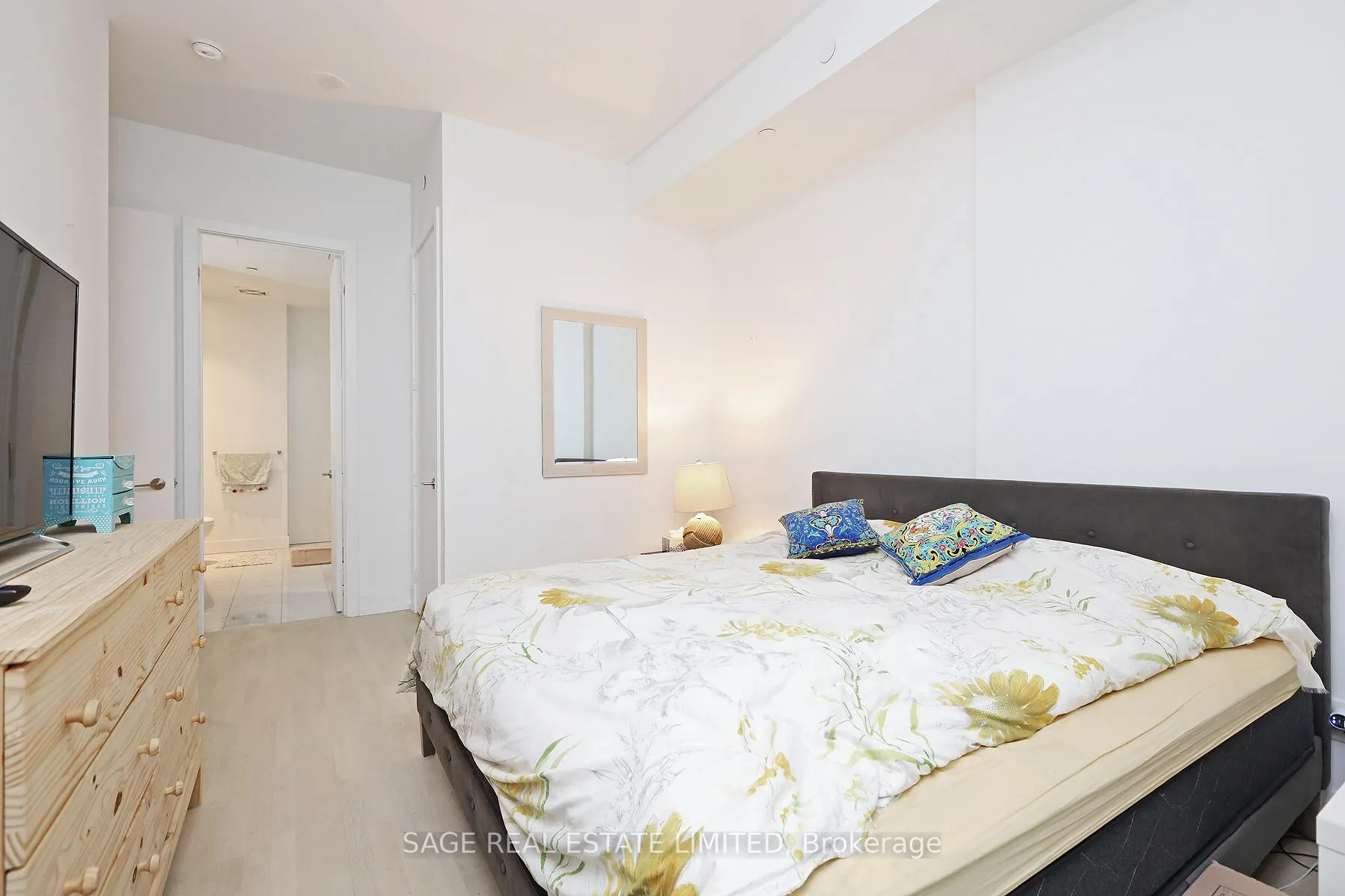 Photo 19 of Unit 5910, 7 Grenville Street, Toronto, Bay Street Corridor — HOMEH