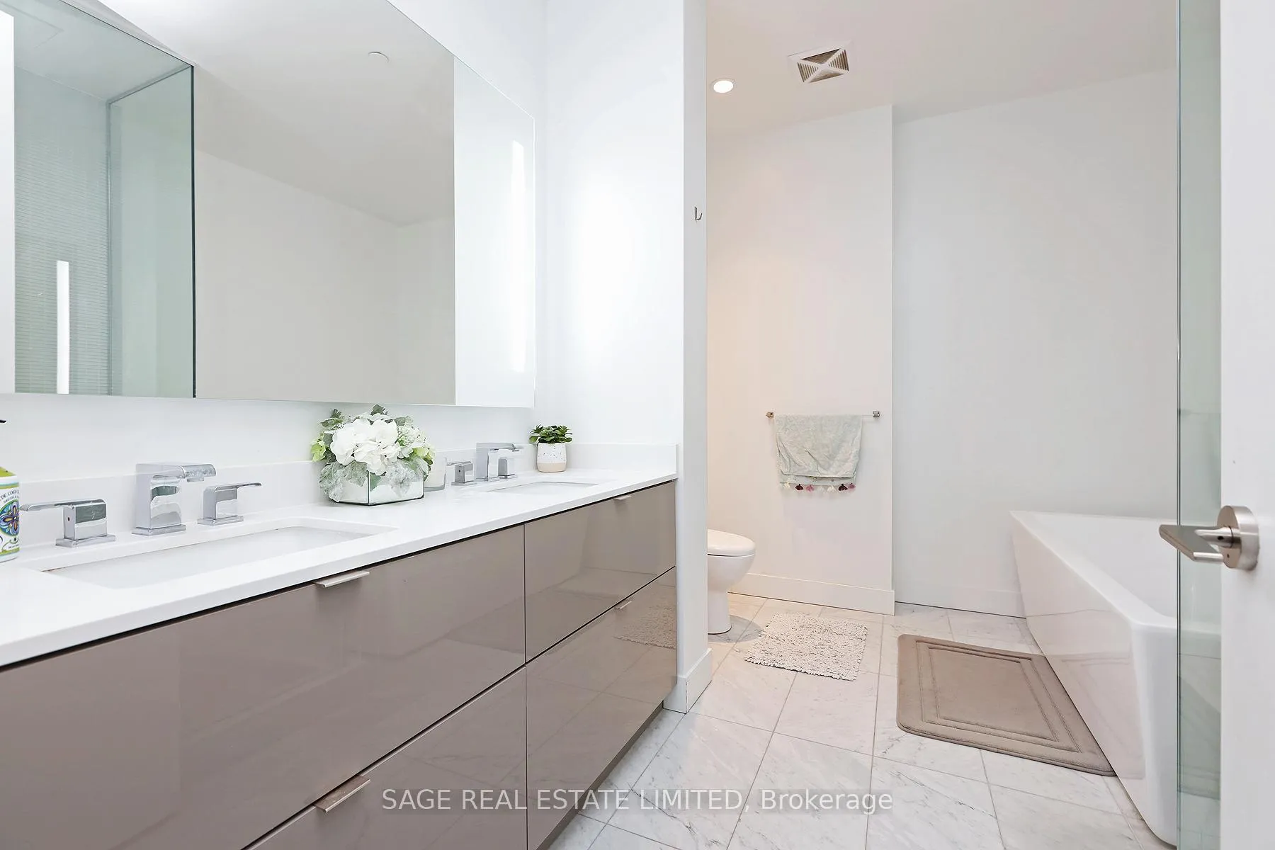 Photo 20 of Unit 5910, 7 Grenville Street, Toronto, Bay Street Corridor — HOMEH