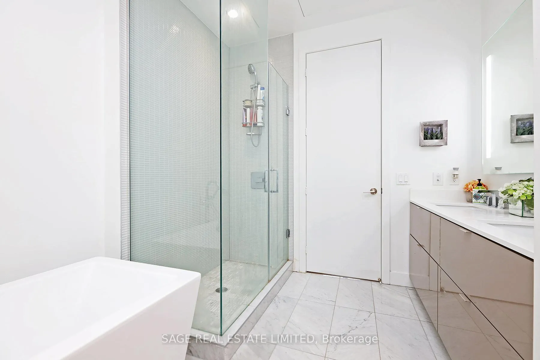 Photo 22 of Unit 5910, 7 Grenville Street, Toronto, Bay Street Corridor — HOMEH
