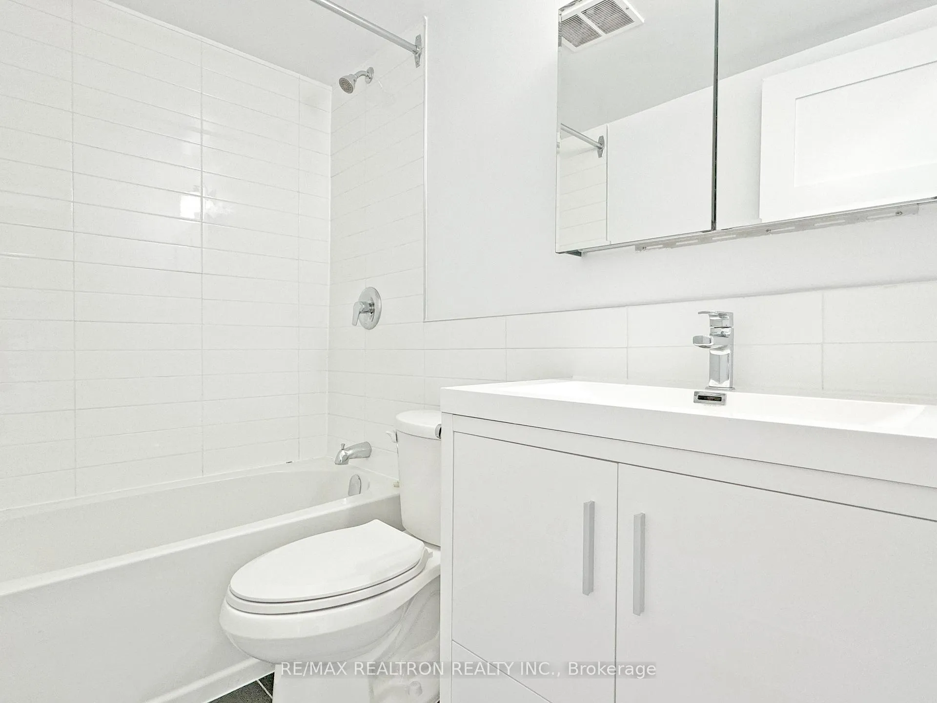 Front of Unit 703, 1500 Bathurst Street