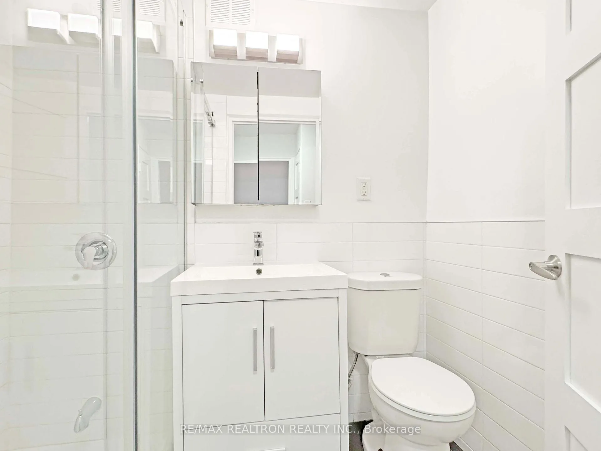 Front of Unit 207, 95 Lawton Boulevard