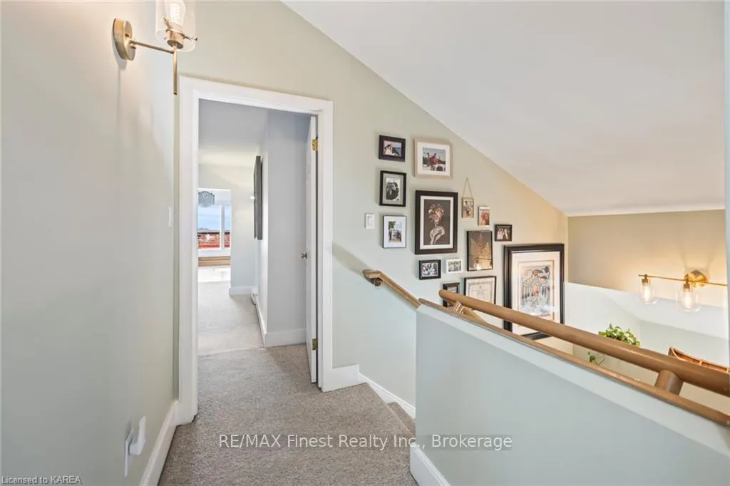 Photo 21 of Unit 605, 2 Bay Street, Kingston, East of Sir John A. Blvd — HOMEH