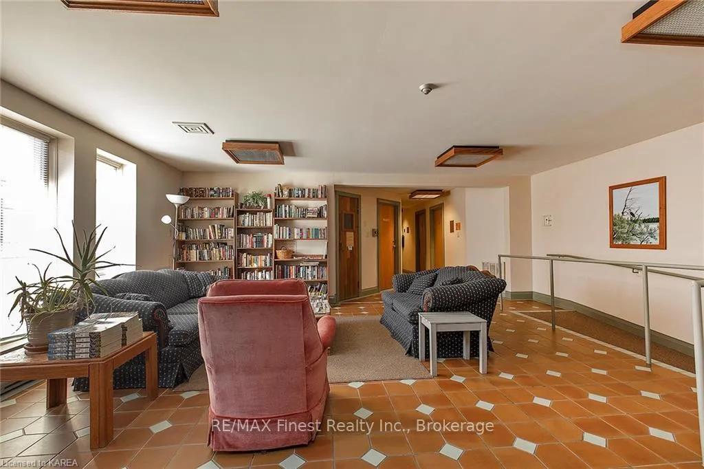 Photo 33 of Unit 605, 2 Bay Street, Kingston, East of Sir John A. Blvd — HOMEH