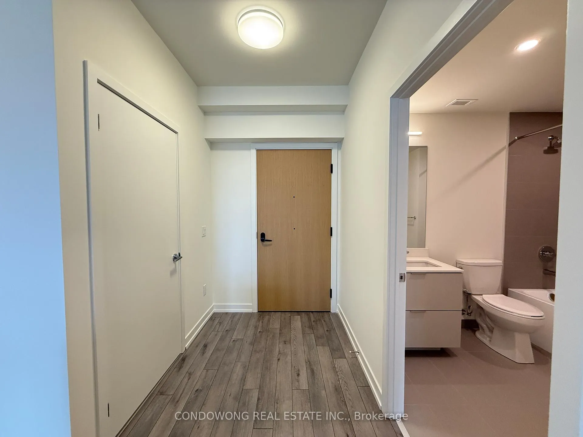 Photo 2 of Unit 908, 89 Church Street, Toronto, Church-Yonge Corridor — HOMEH