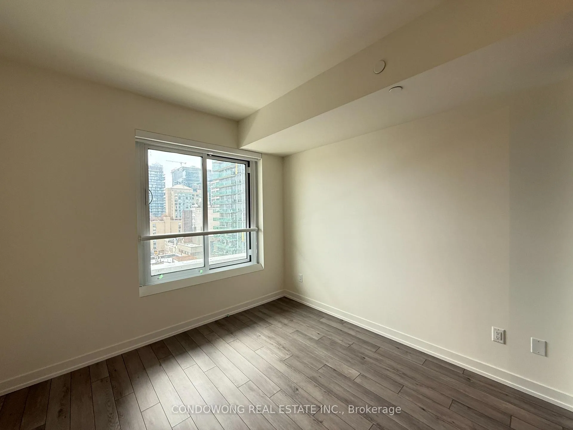 Photo 7 of Unit 908, 89 Church Street, Toronto, Church-Yonge Corridor — HOMEH