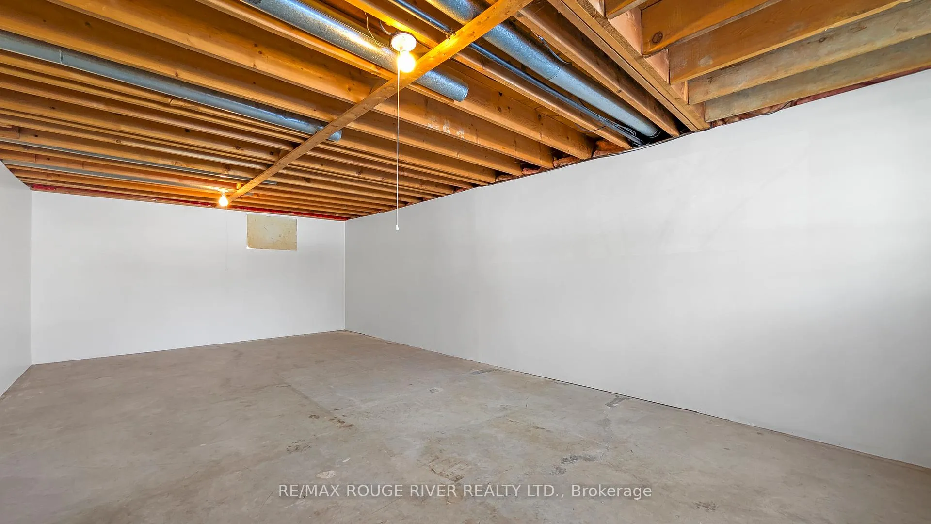 Photo 26 of 20 Coyle Crescent, Selwyn — HOMEH