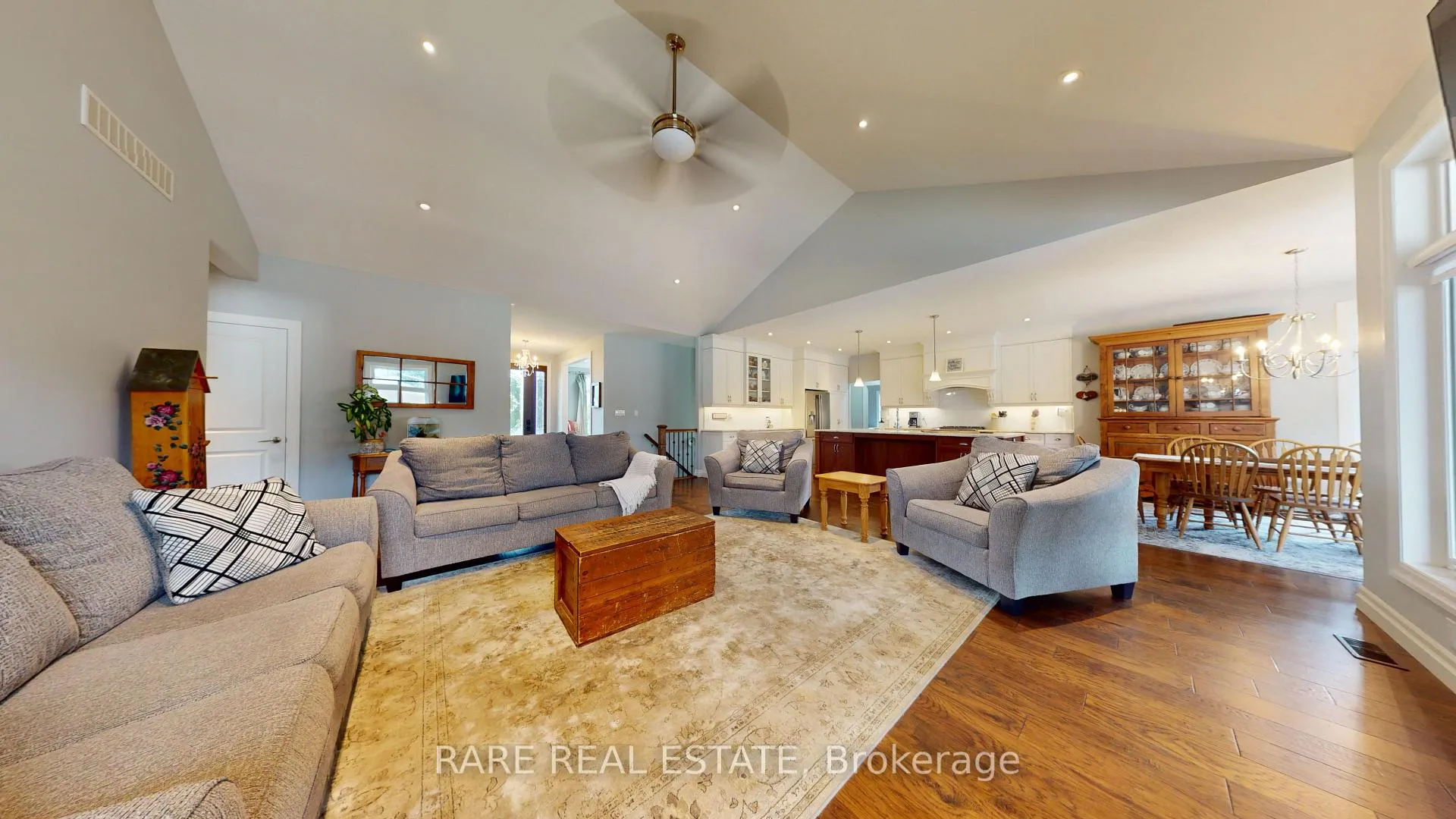 Photo 9 of 33 Woodside Drive, Brant, Brantford Twp — HOMEH