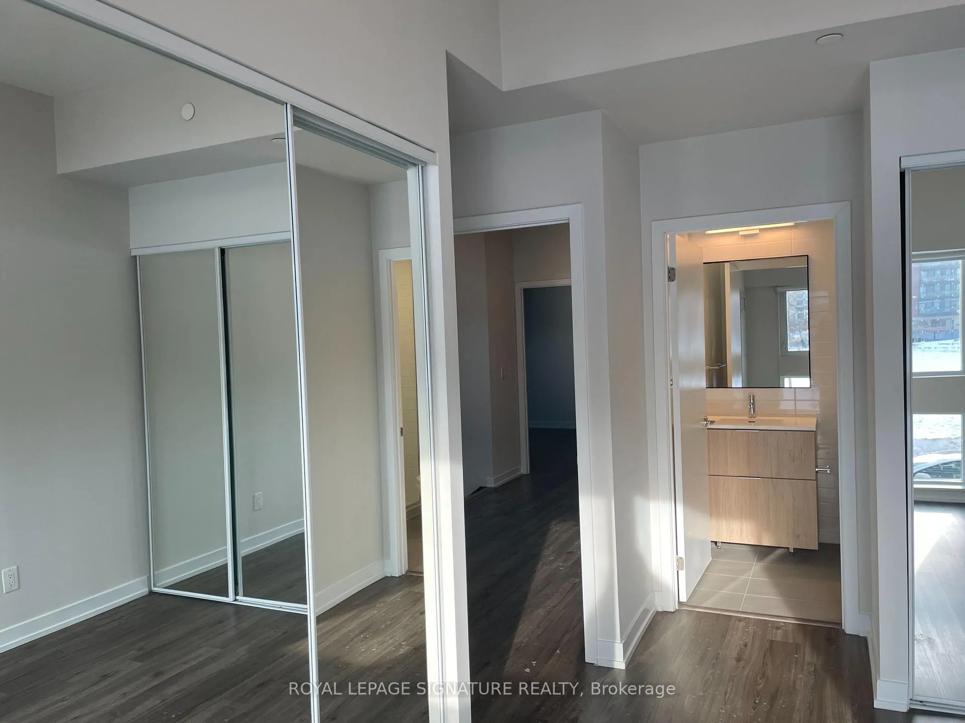 Photo 4 of Unit 102, 25 Nicholas Avenue, Toronto, Regent Park — HOMEH