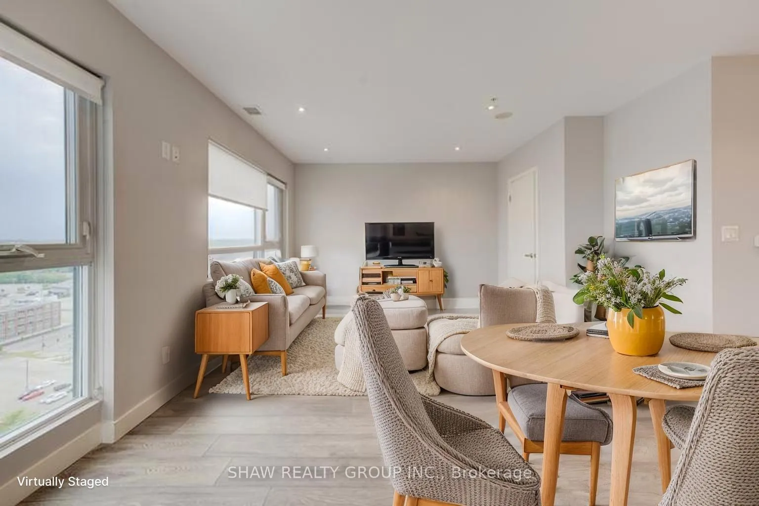 Photo 9 of Unit 1513, 1 Victoria Street S, Kitchener — HOMEH
