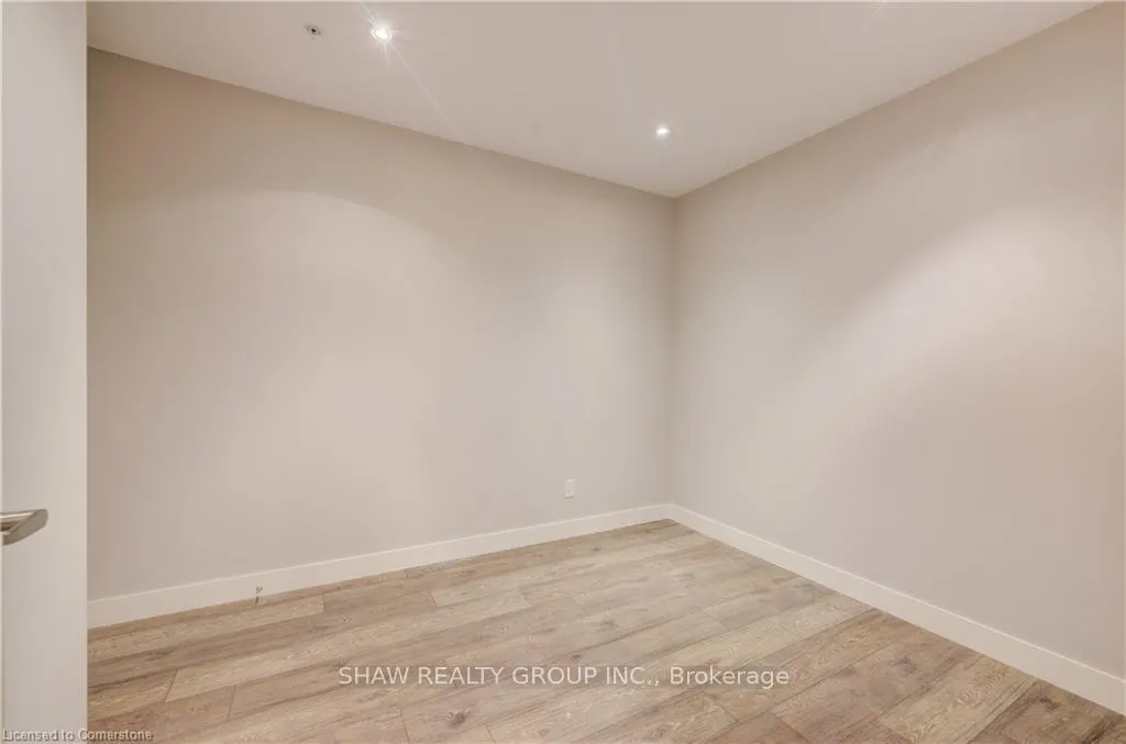 Photo 19 of Unit 1513, 1 Victoria Street S, Kitchener — HOMEH
