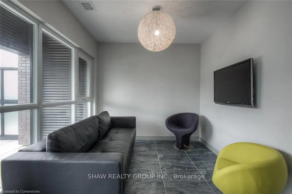 Photo 32 of Unit 1513, 1 Victoria Street S, Kitchener — HOMEH