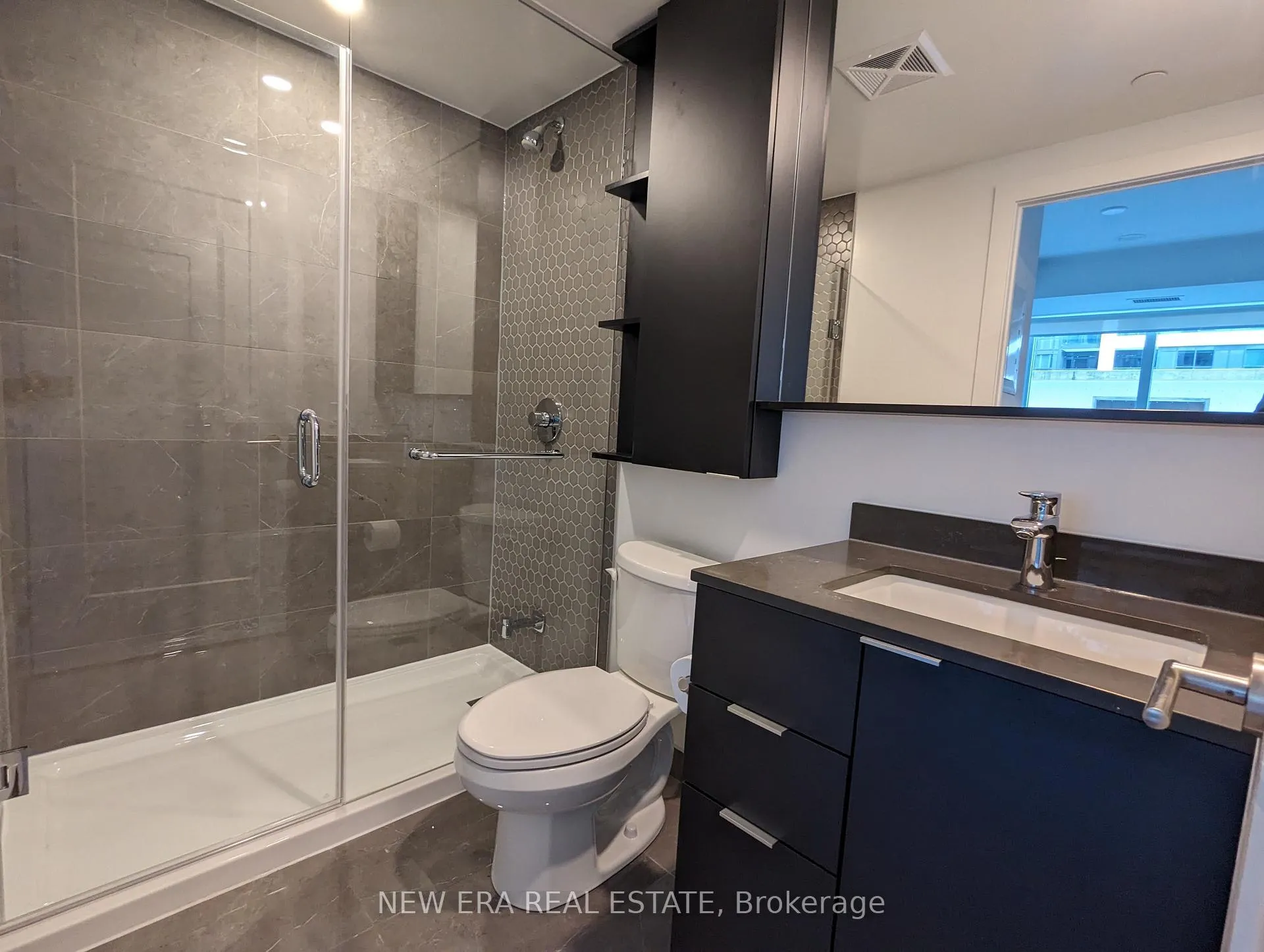 Photo 14 of Unit 306, 8 Cedarland Drive, Markham, Unionville — HOMEH