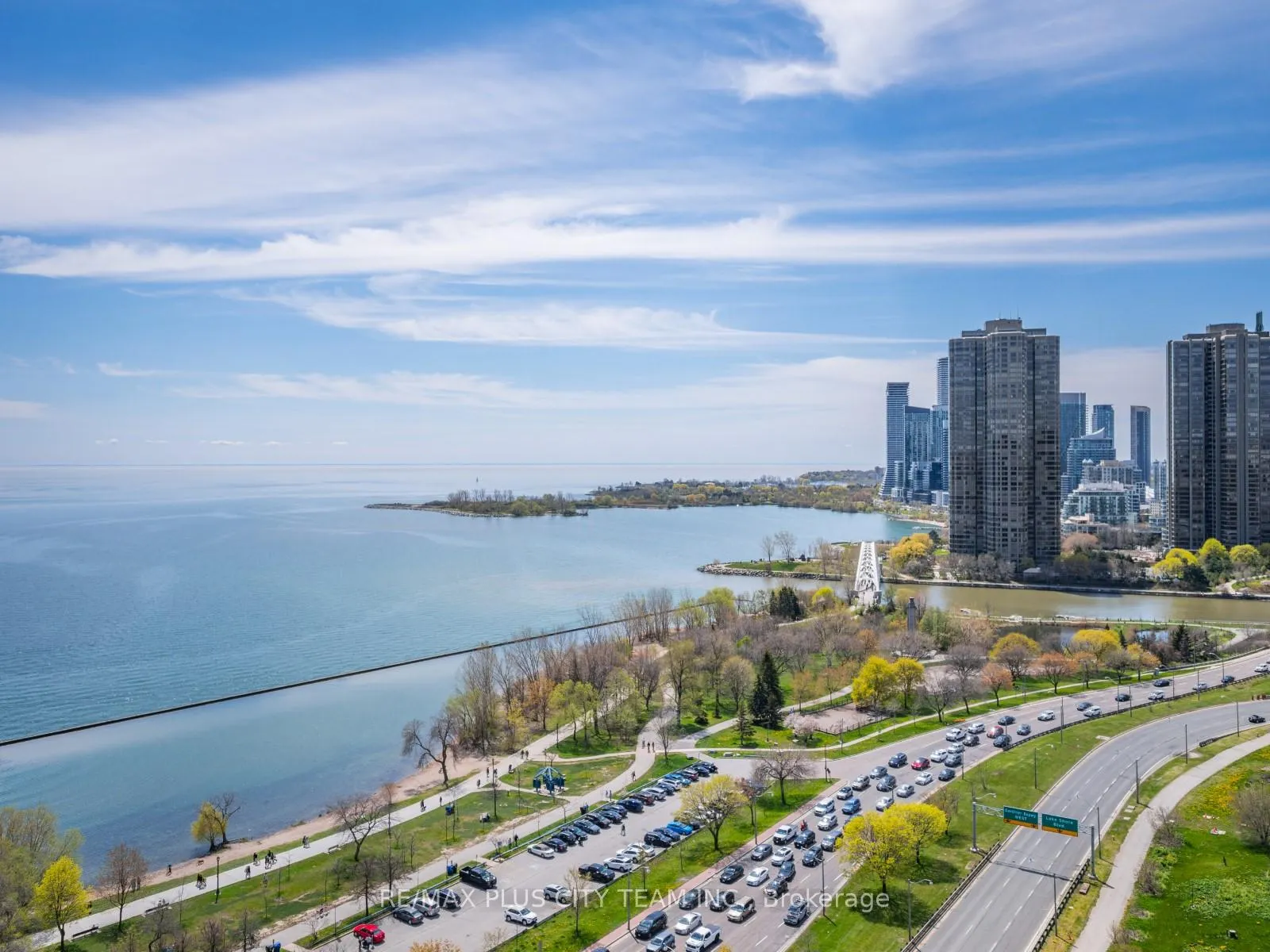Front of Unit 2315, 1928 Lake Shore Boulevard W