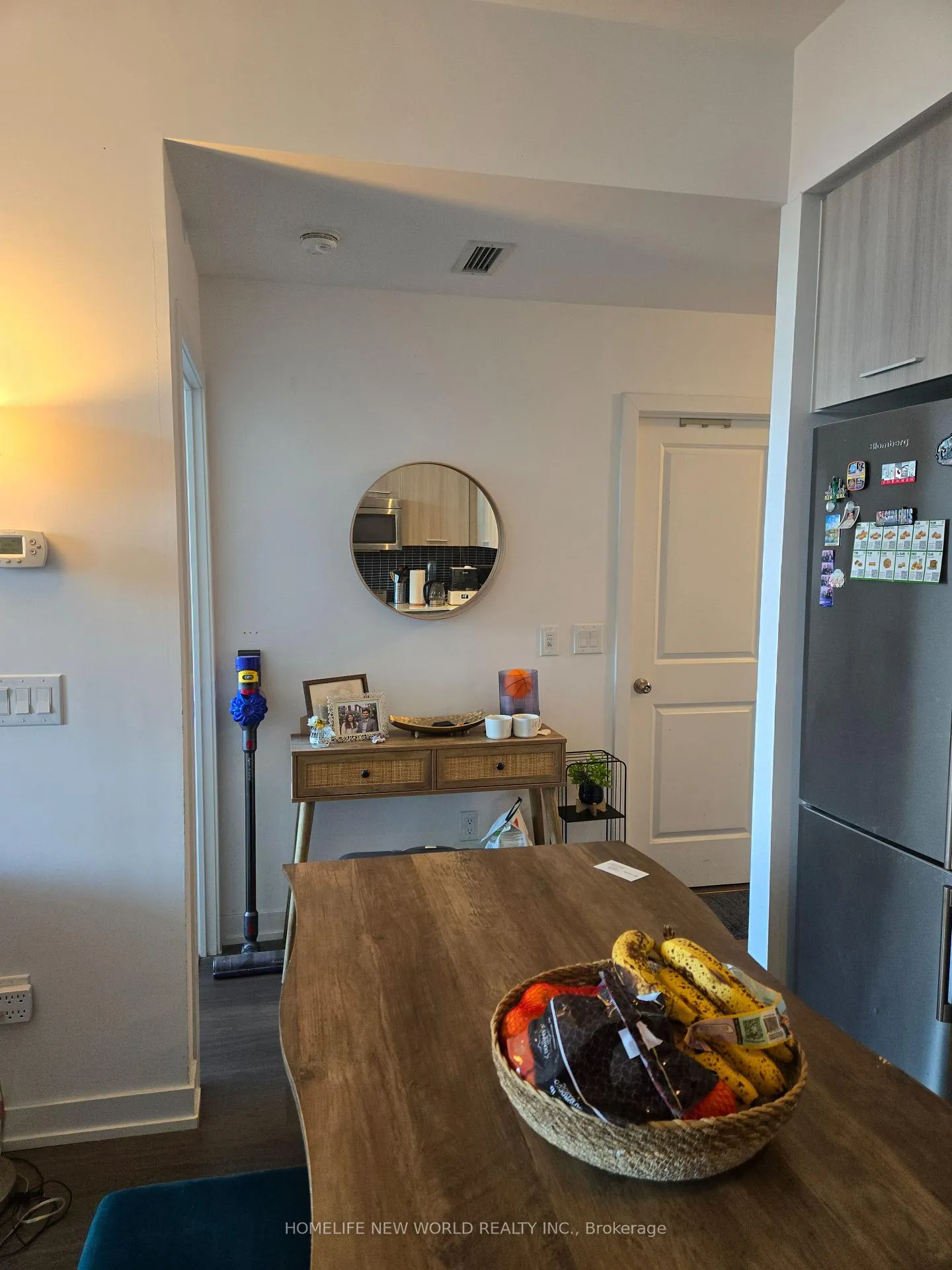 Photo 3 of Unit 1102, 105 George Street, Toronto, Moss Park — HOMEH