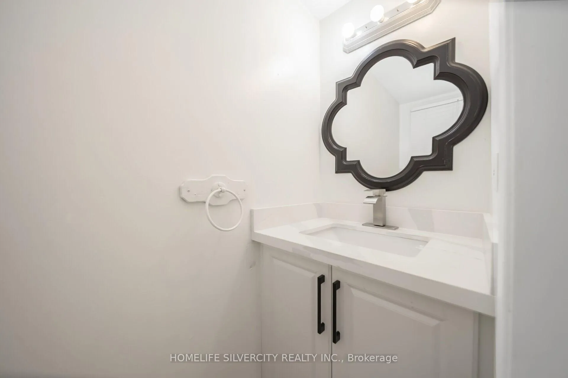 Photo 5 of 61 Cutters Crescent, Brampton, Fletcher's West — HOMEH