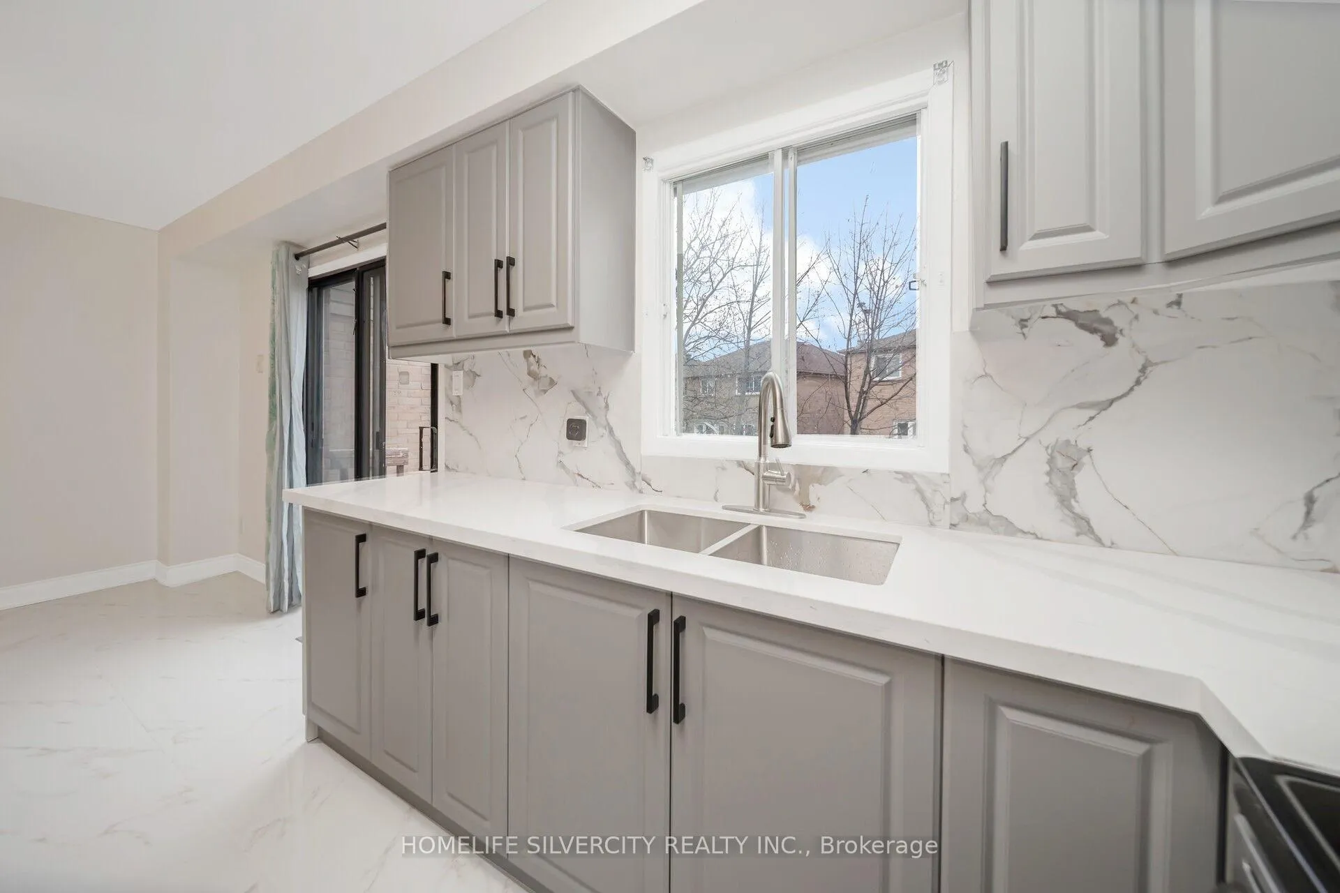 Photo 14 of 61 Cutters Crescent, Brampton, Fletcher's West — HOMEH