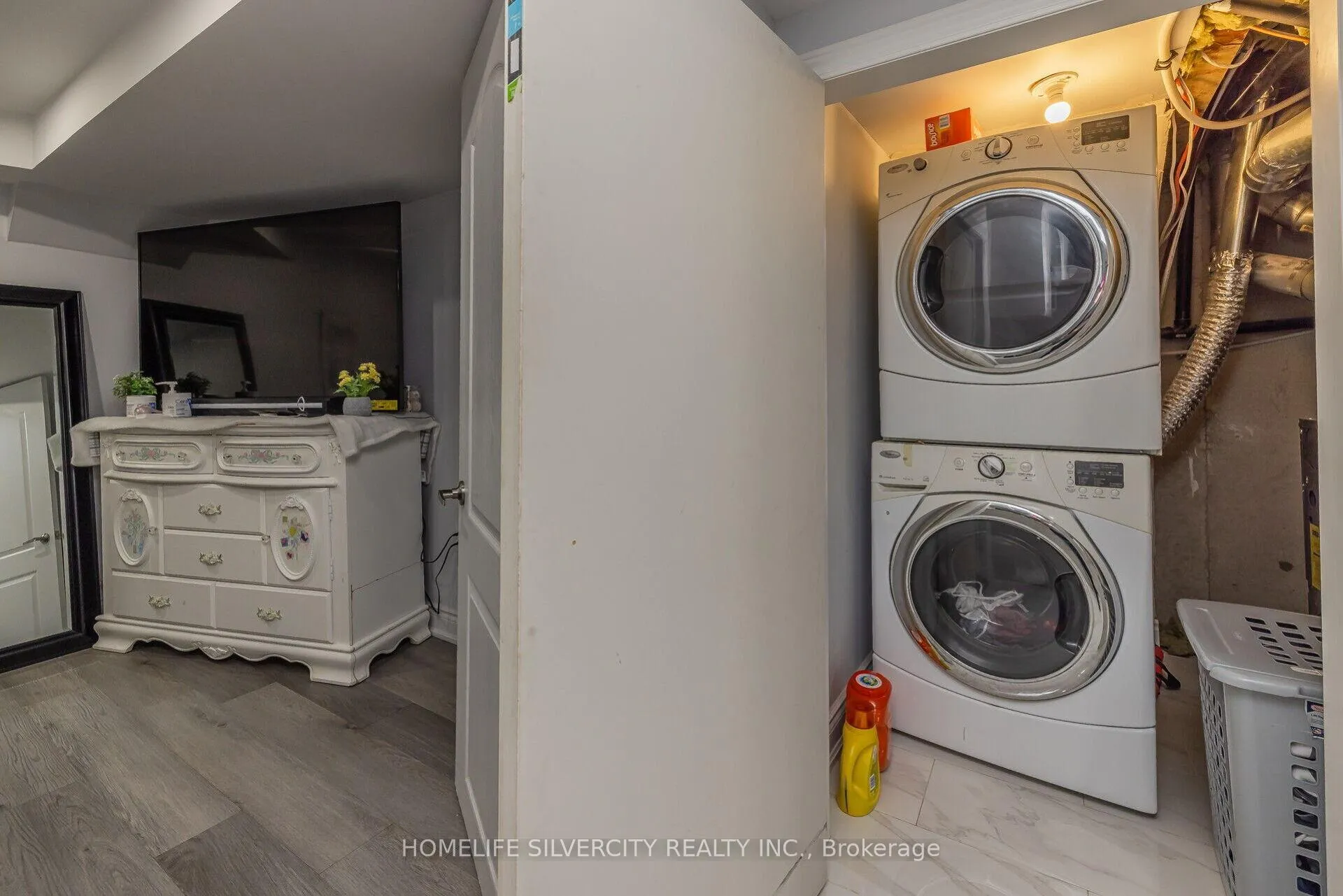 Photo 33 of 61 Cutters Crescent, Brampton, Fletcher's West — HOMEH