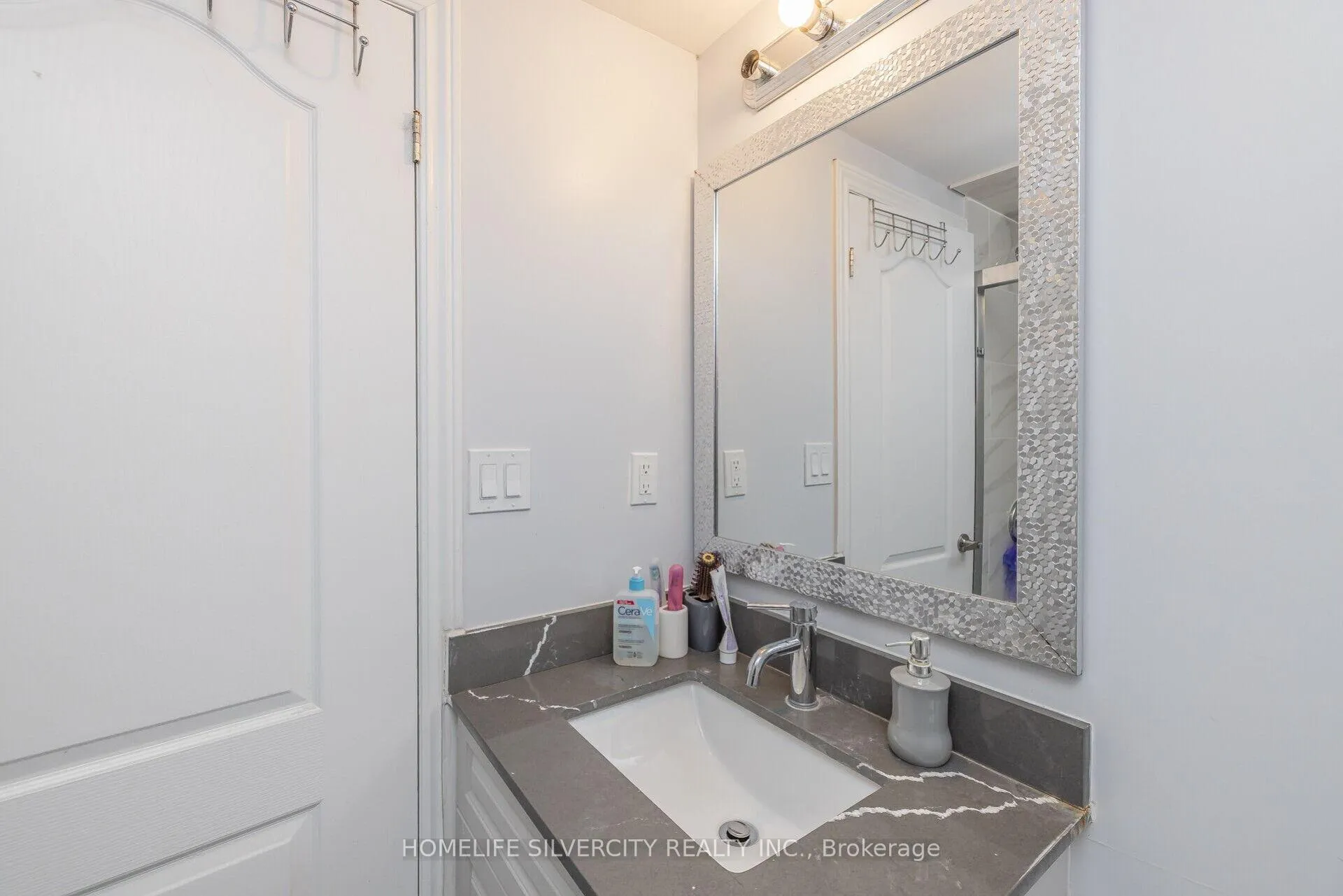 Photo 35 of 61 Cutters Crescent, Brampton, Fletcher's West — HOMEH