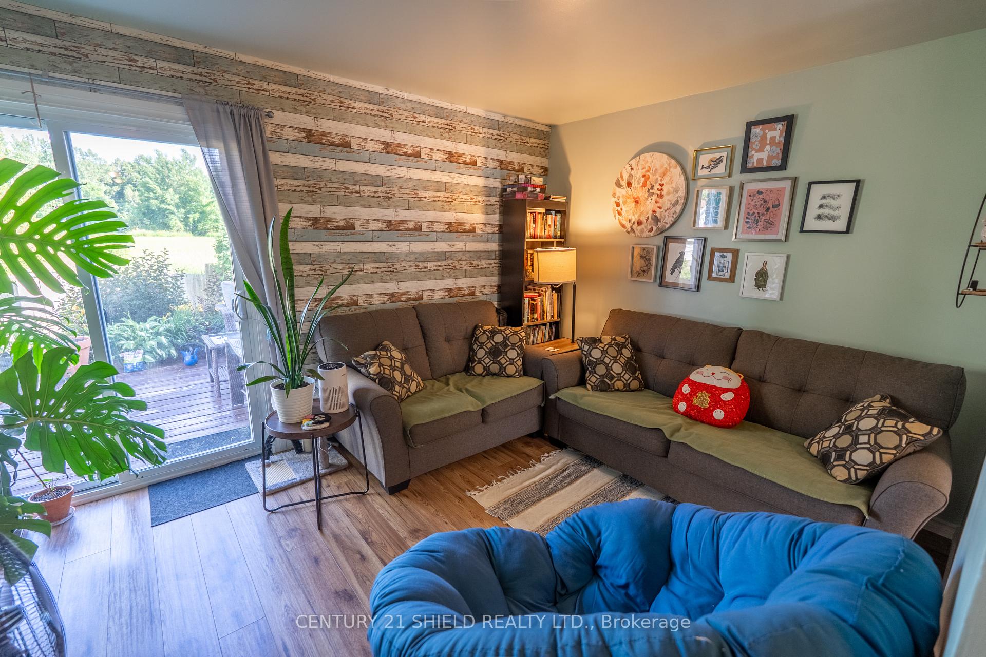 Photo 3 of 2262 Tollgate Road W, Cornwall — HOMEH