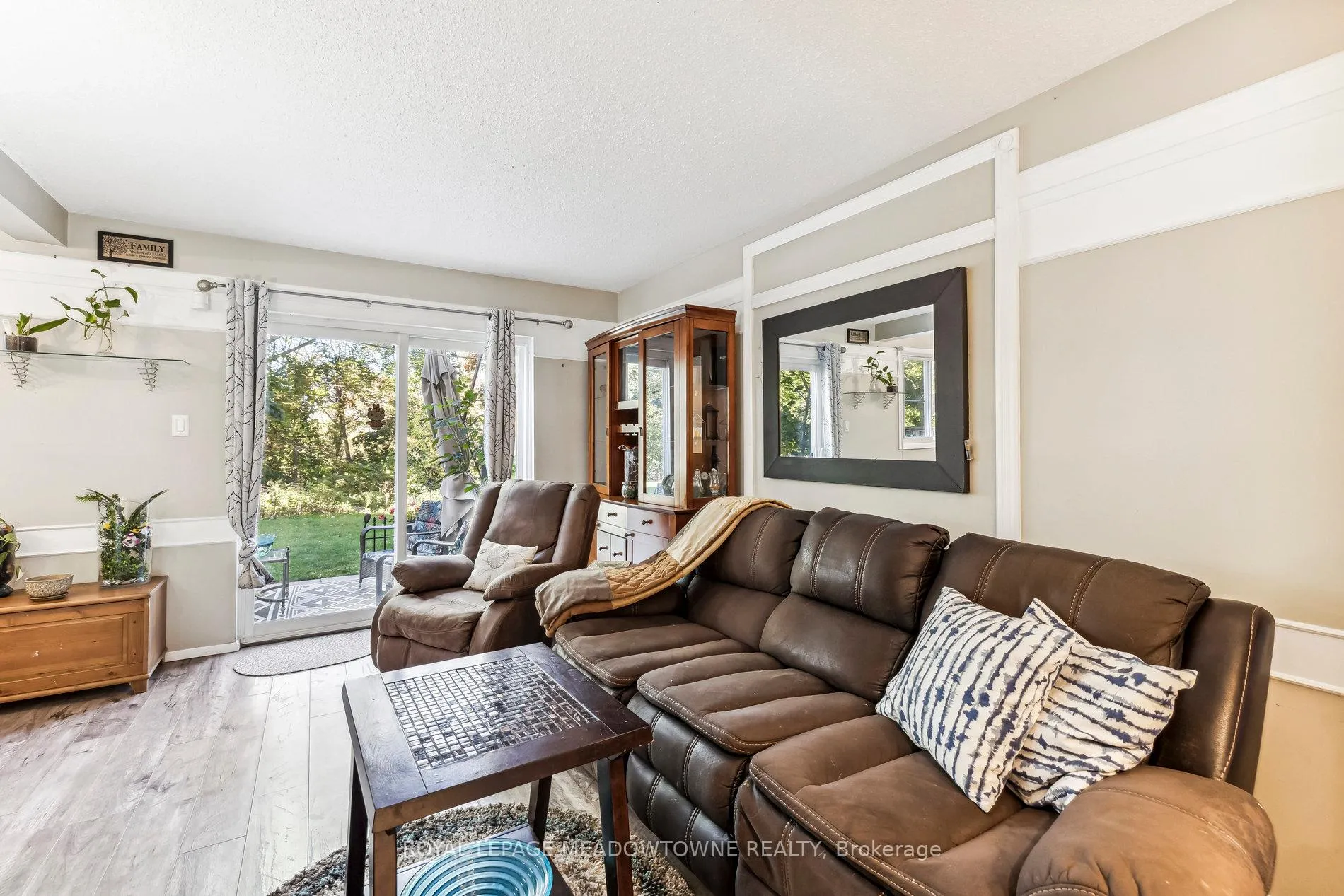 Photo 10 of Unit 76, 100 Quigley Road E, Hamilton, Vincent — HOMEH