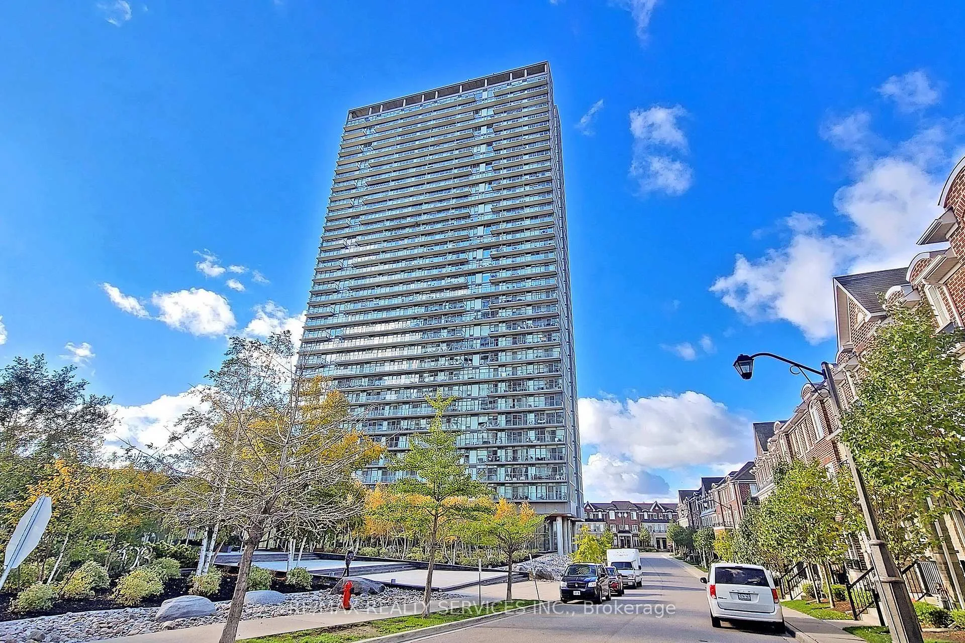 Front of Unit 511, 105 The Queensway Avenue