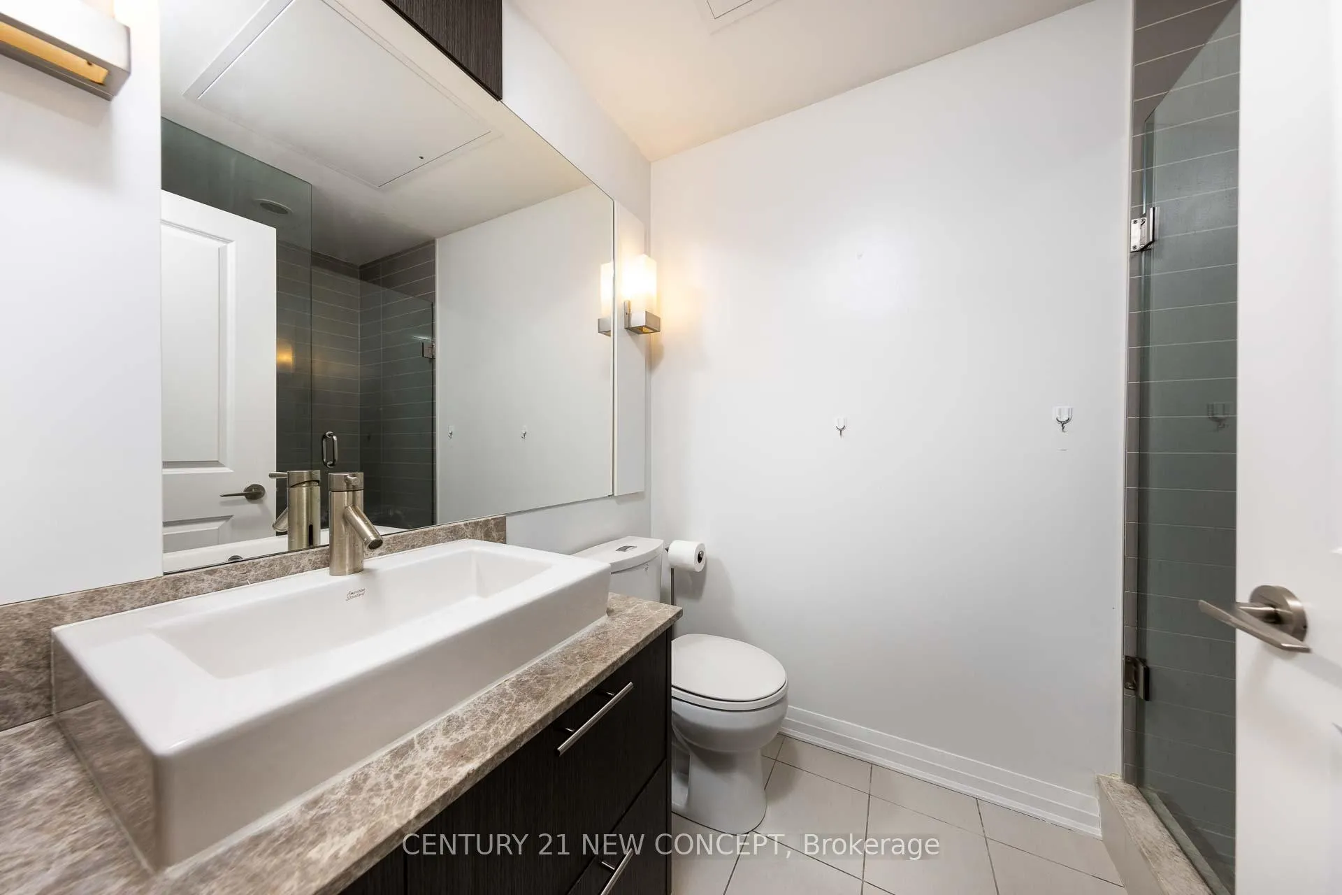Photo 14 of Unit 803, 8 Mercer Street, Toronto, Waterfront Communities — HOMEH