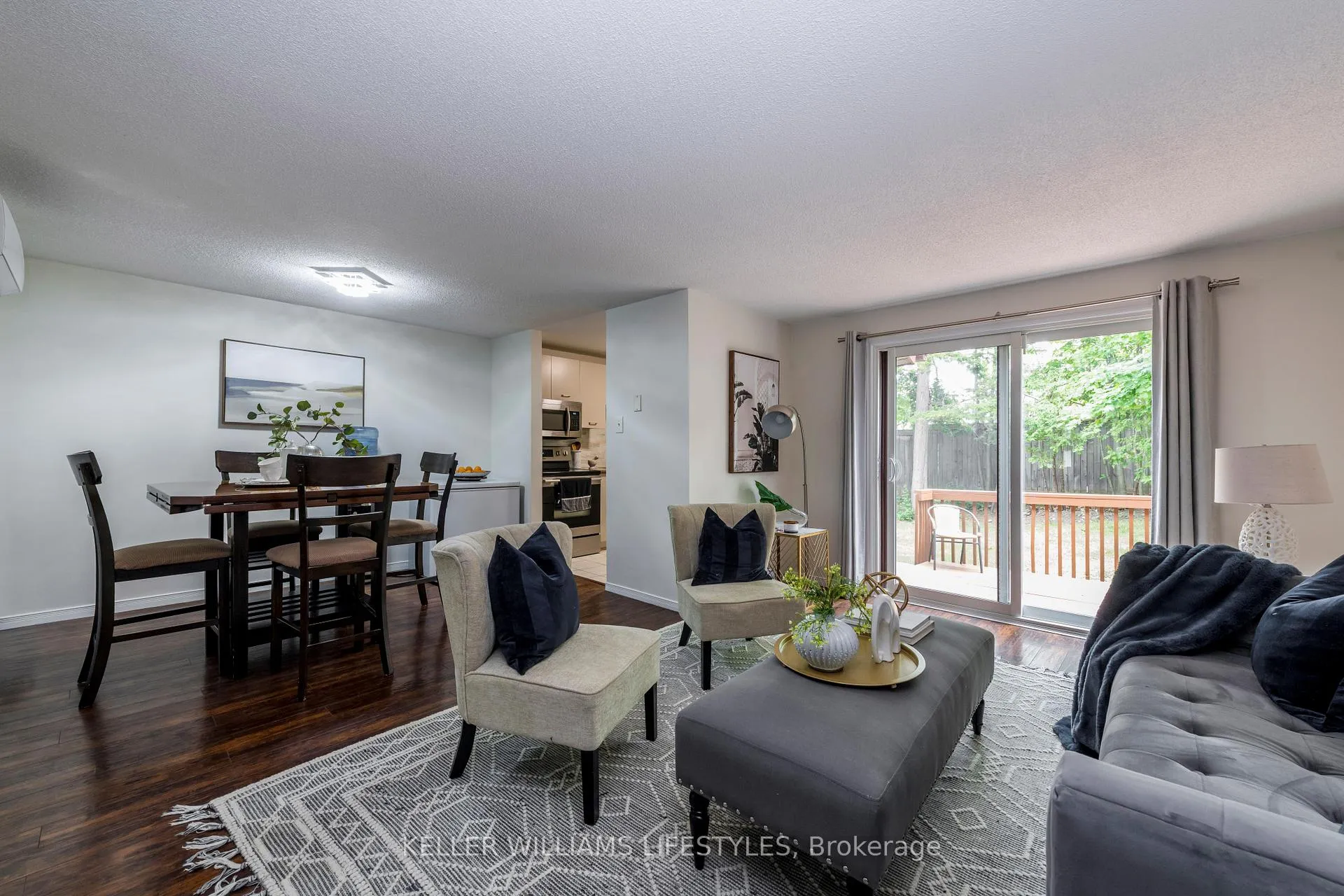 Photo 5 of 19 Quail Crescent, Barrie, Ardagh — HOMEH