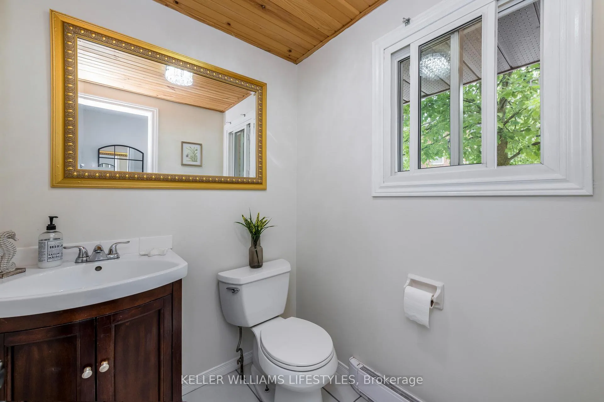 Photo 8 of 19 Quail Crescent, Barrie, Ardagh — HOMEH