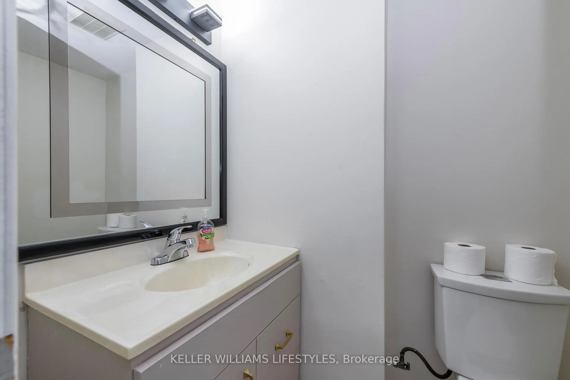 Photo 18 of 19 Quail Crescent, Barrie, Ardagh — HOMEH