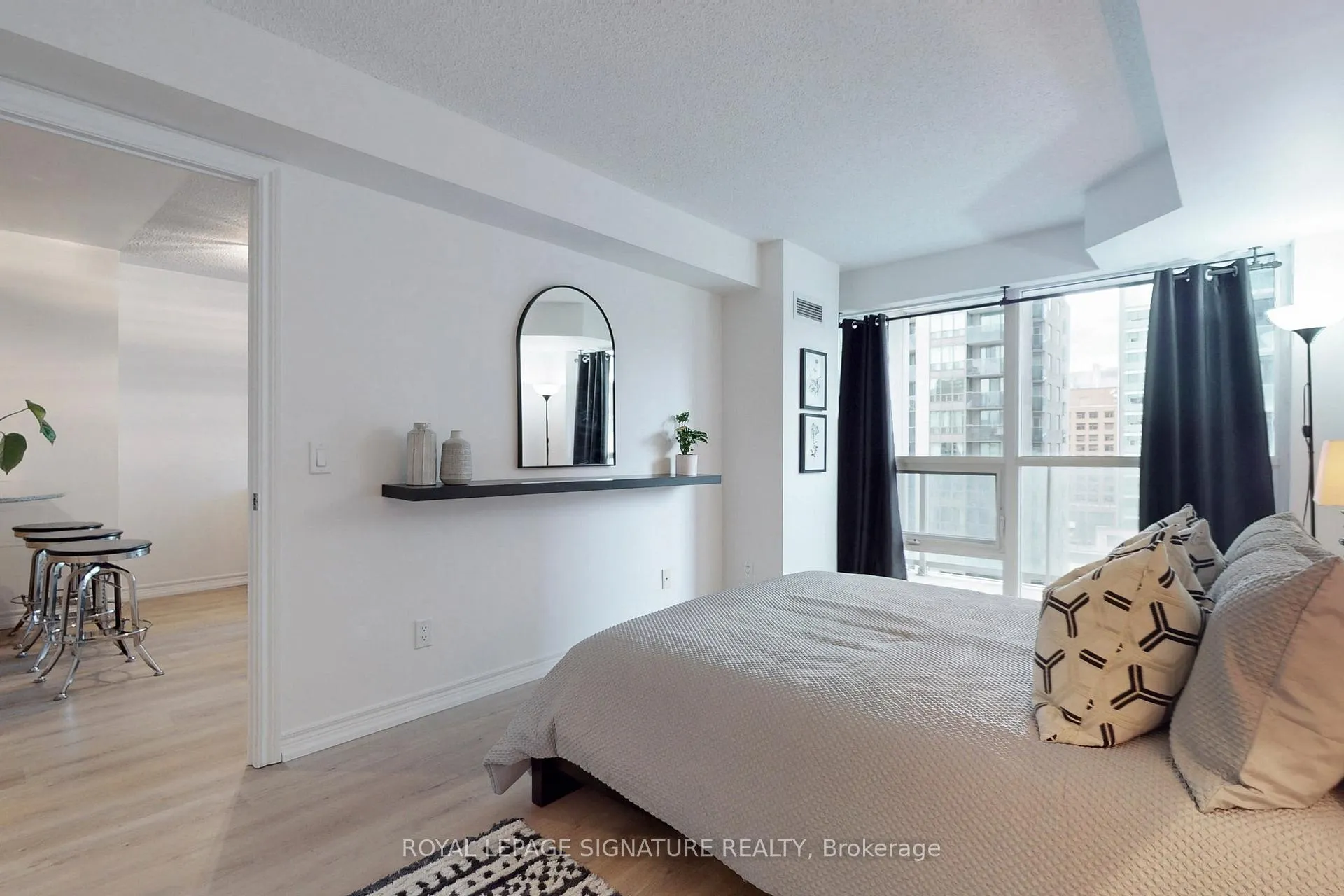 Photo 22 of Unit 1411, 763 Bay Street, Toronto, Bay Street Corridor — HOMEH