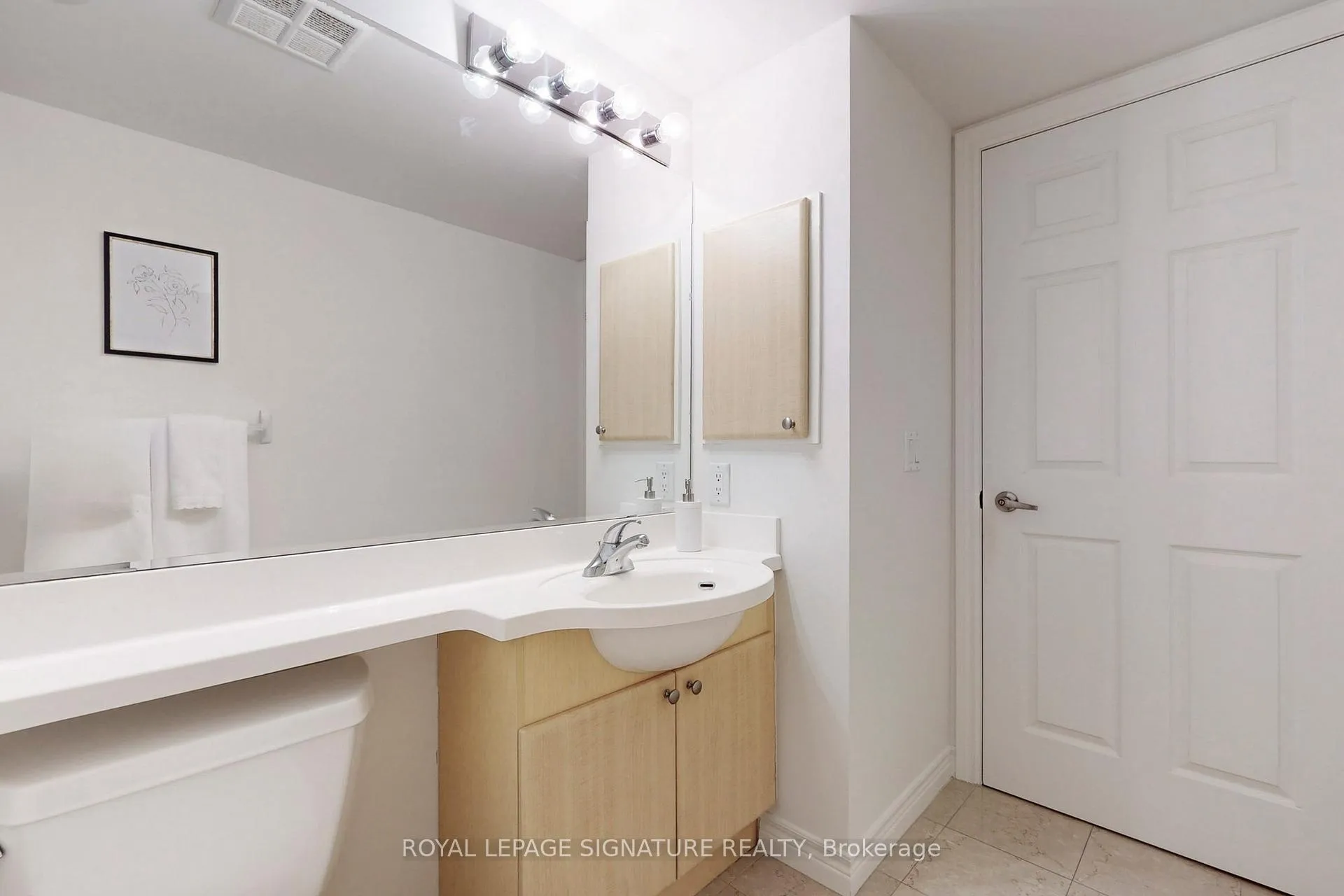 Photo 24 of Unit 1411, 763 Bay Street, Toronto, Bay Street Corridor — HOMEH