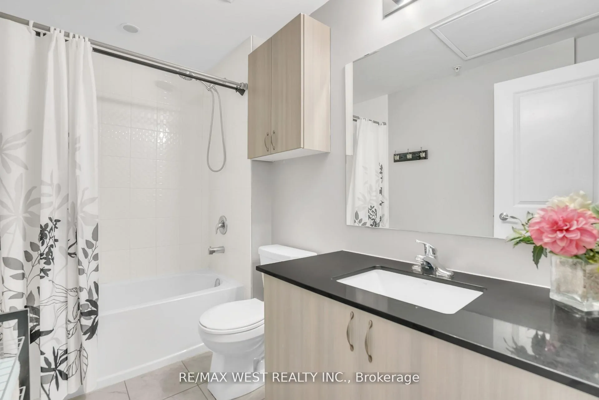 Photo 5 of Unit 309, 302 Essa Road, Barrie, Ardagh — HOMEH