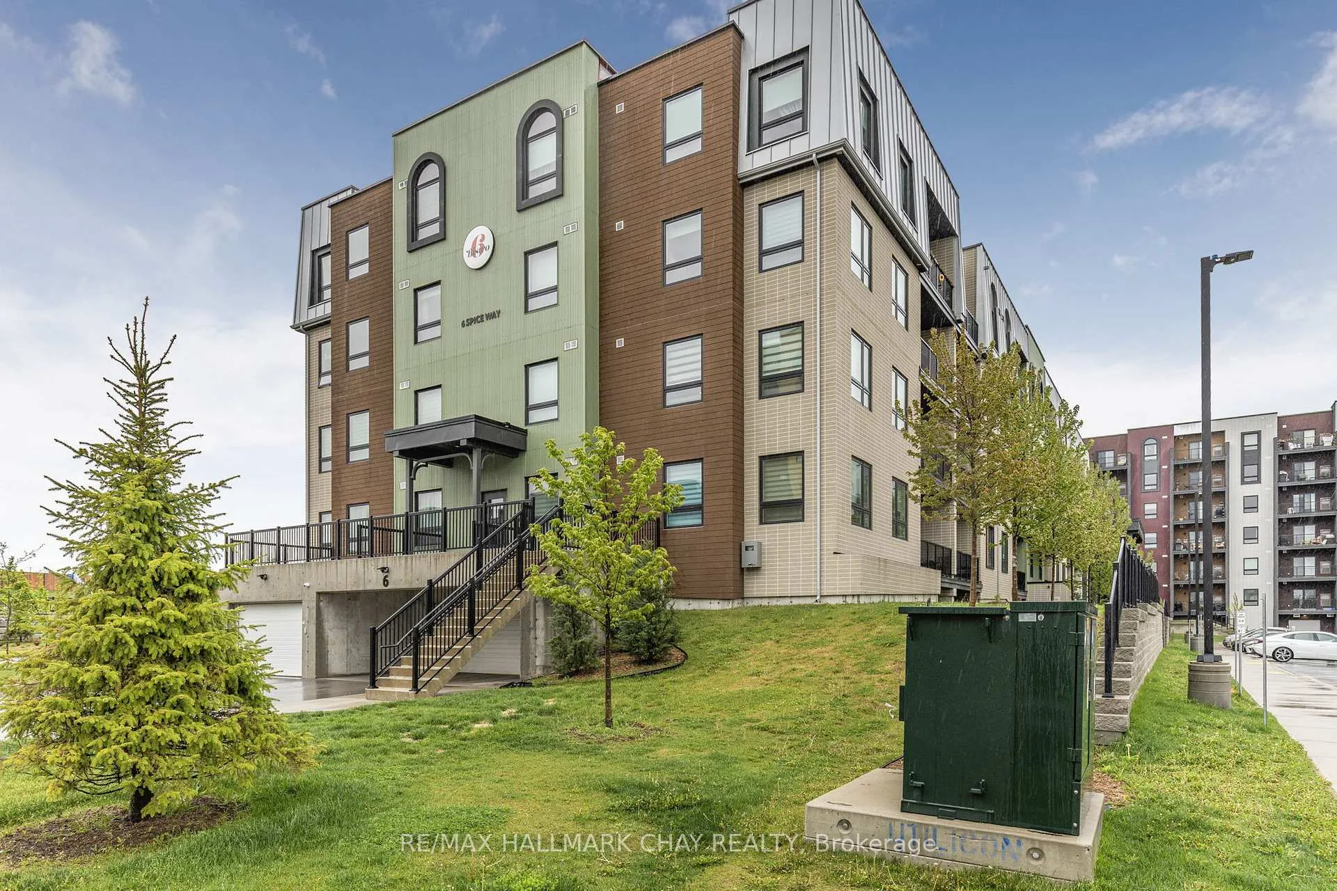 Photo 1 of Unit 208, 6 Spice Way, Barrie, Innis-Shore — HOMEH