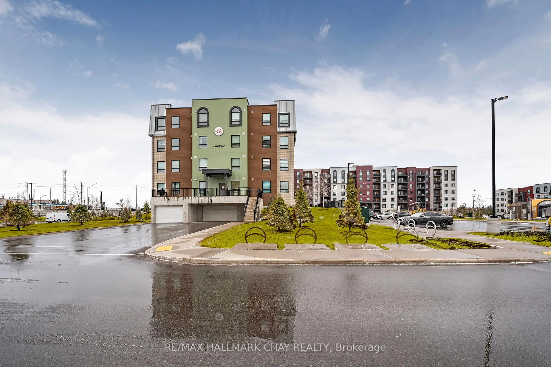 Photo 13 of Unit 208, 6 Spice Way, Barrie, Innis-Shore — HOMEH