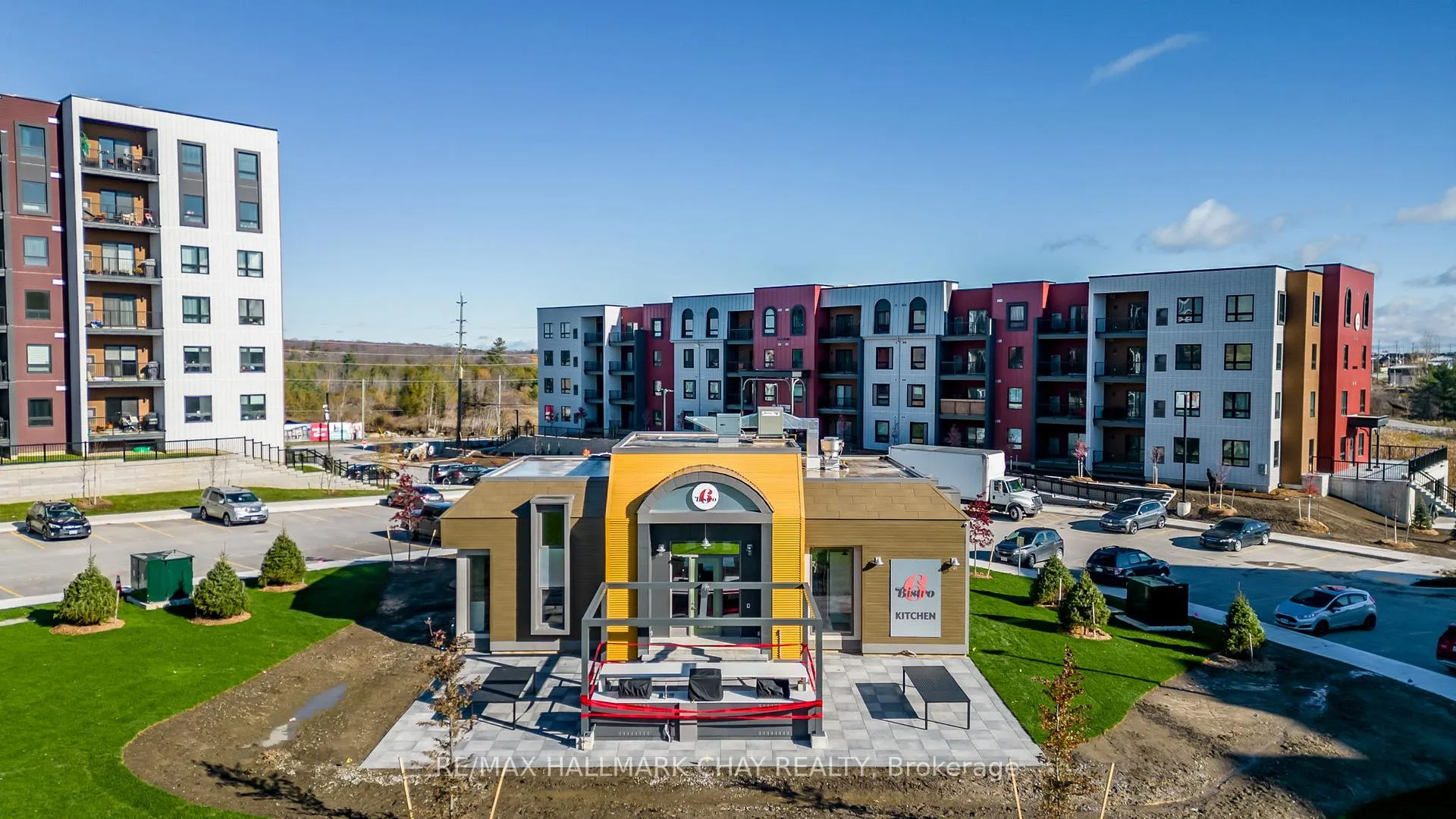 Photo 14 of Unit 208, 6 Spice Way, Barrie, Innis-Shore — HOMEH