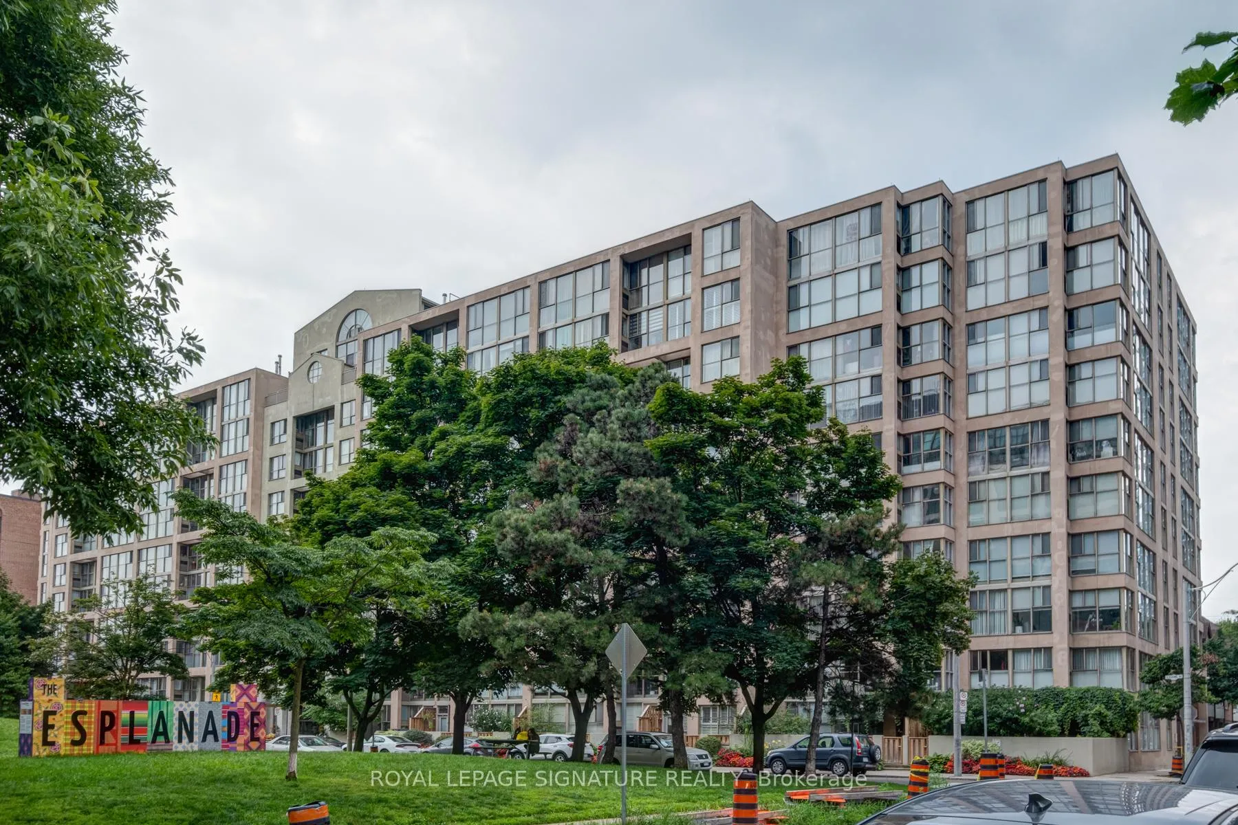 Photo 2 of Unit 422, 65 Scadding Avenue, Toronto, Waterfront Communities — HOMEH