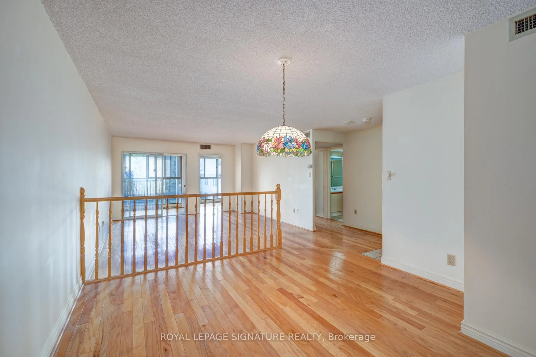 Photo 8 of Unit 422, 65 Scadding Avenue, Toronto, Waterfront Communities — HOMEH