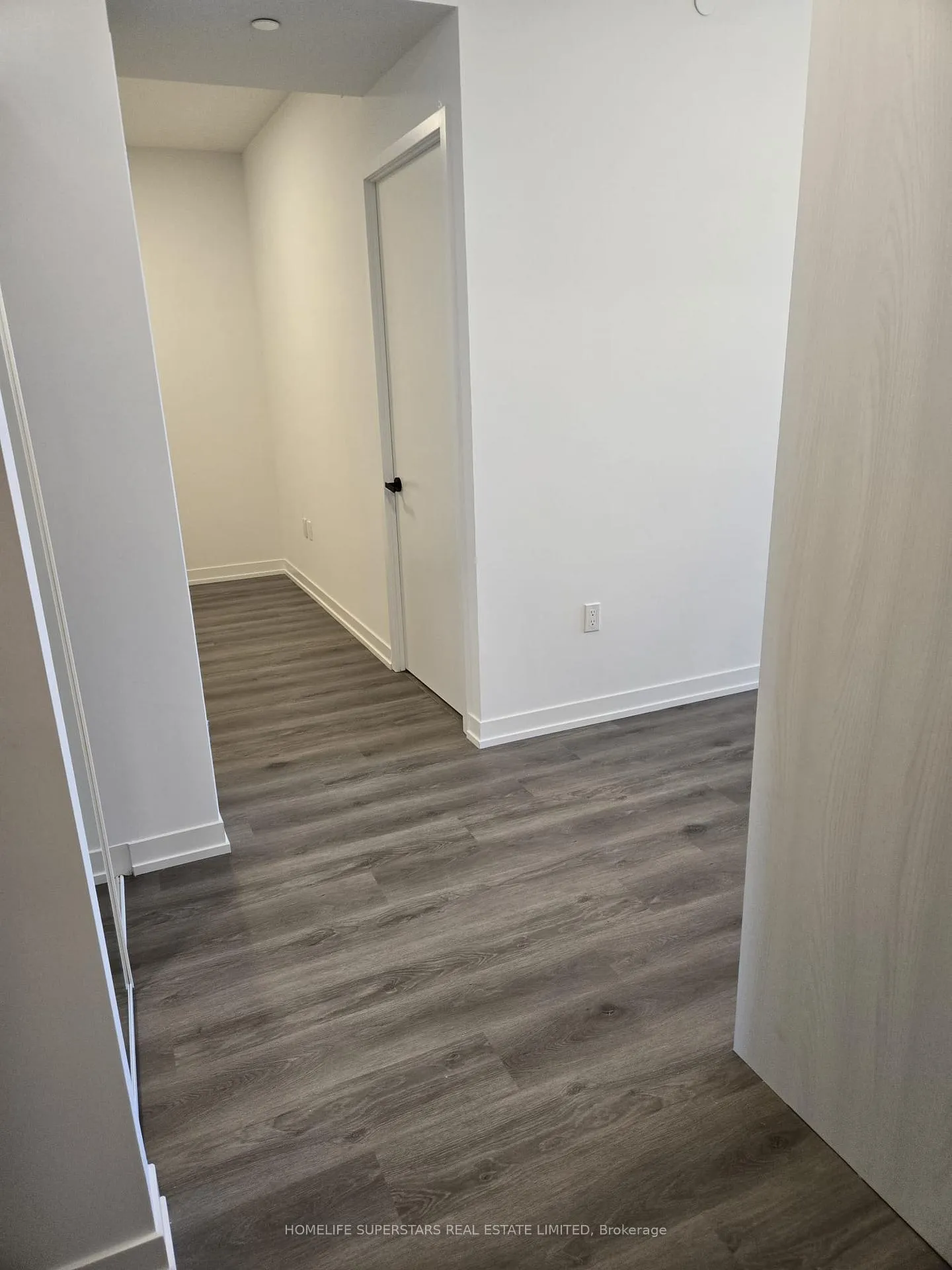 Photo 2 of Unit 1208, 225 Commerce Street, Vaughan, Vaughan Corporate Centre — HOMEH