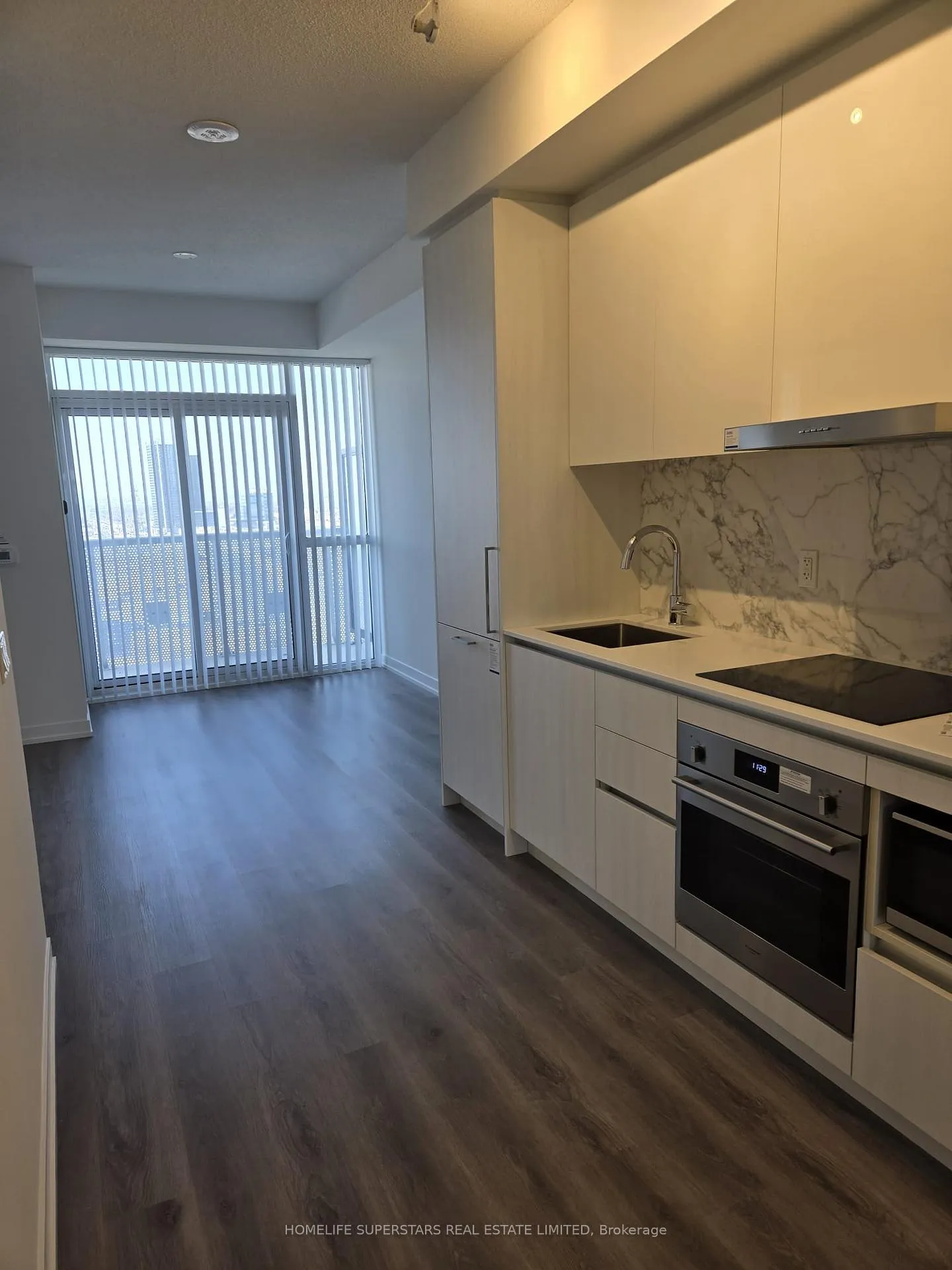 Photo 6 of Unit 1208, 225 Commerce Street, Vaughan, Vaughan Corporate Centre — HOMEH