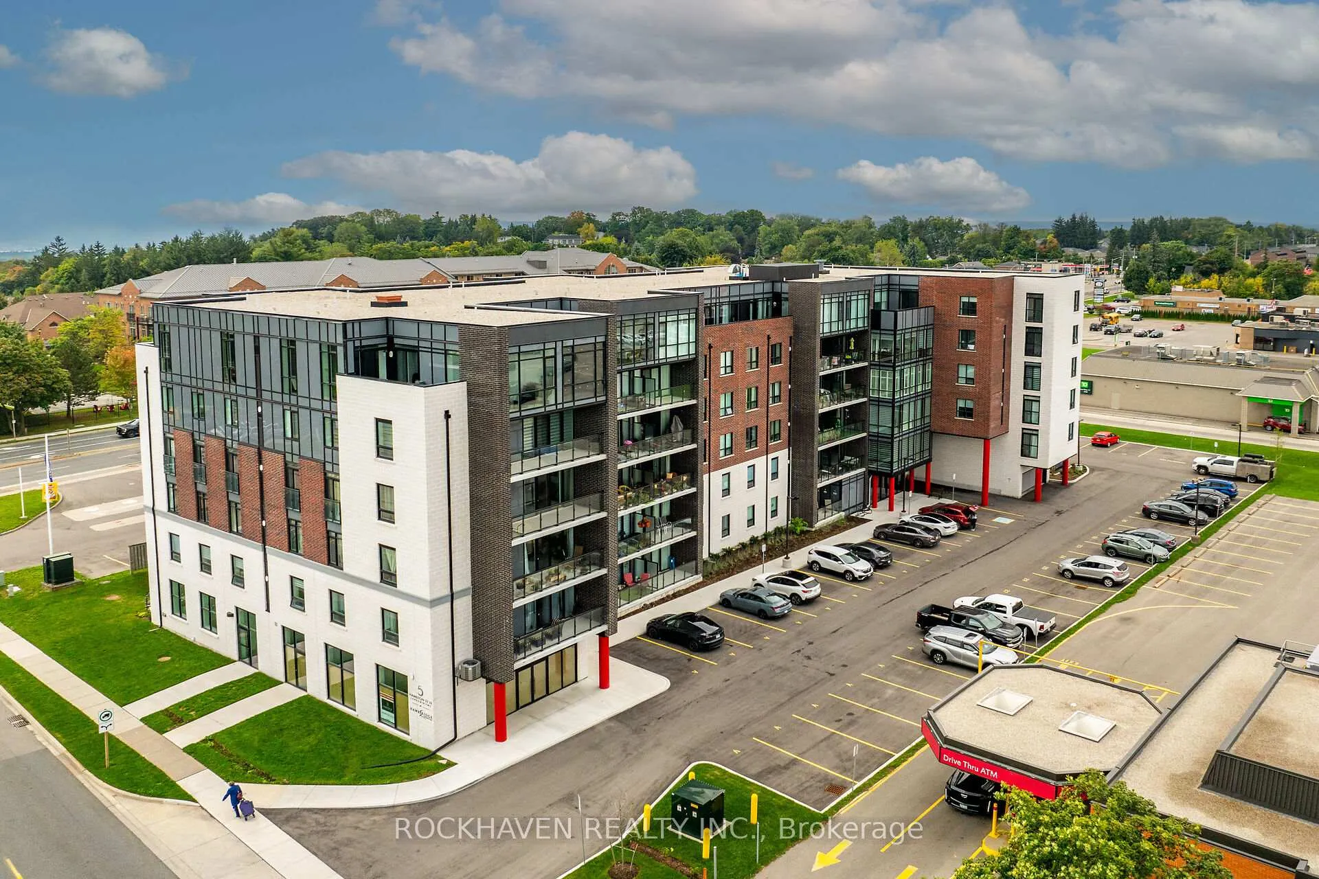 Front of Unit 212, 5 Hamilton Street N
