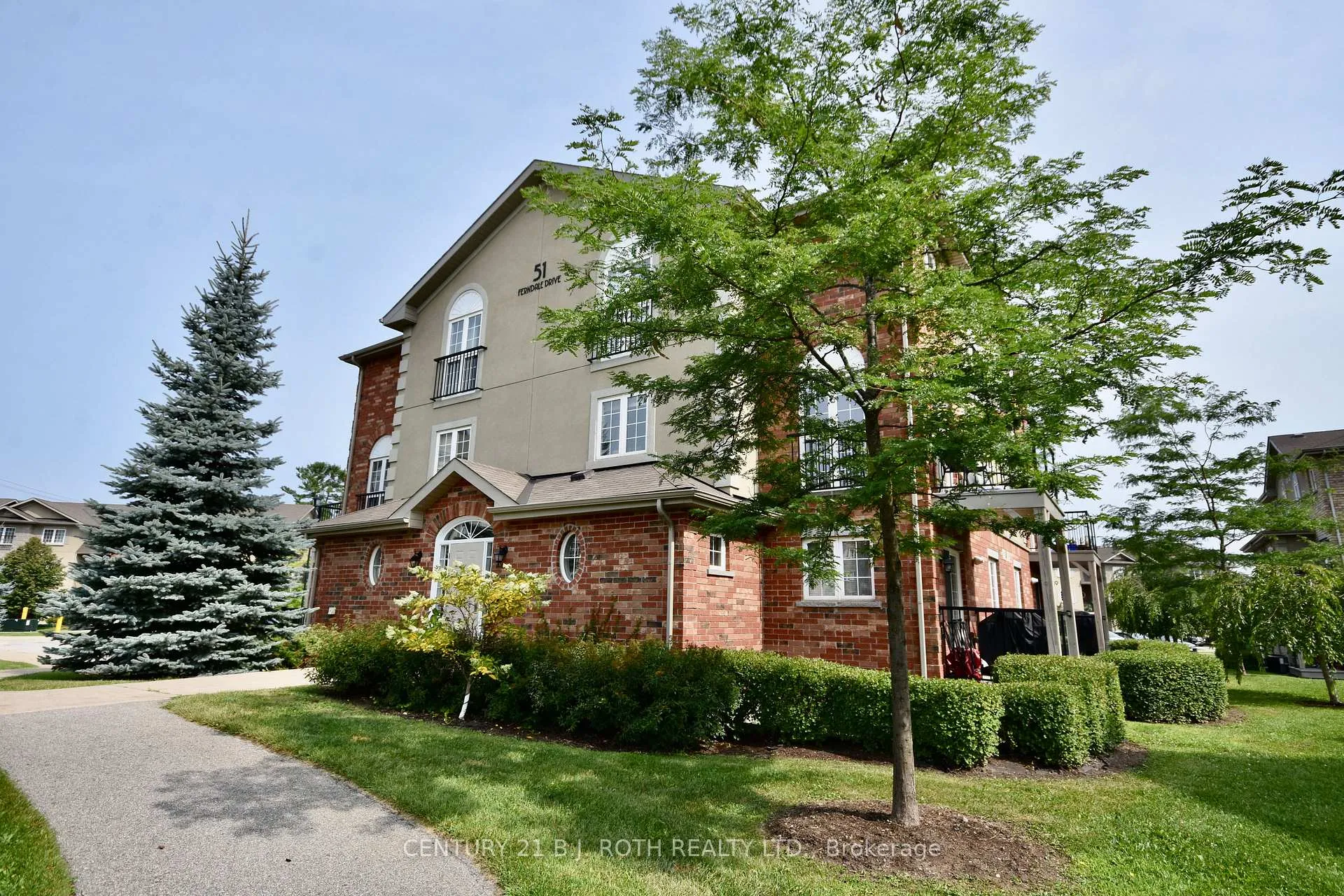Photo 1 of Unit 7, 51 Ferndale Drive, Barrie, Ardagh — HOMEH