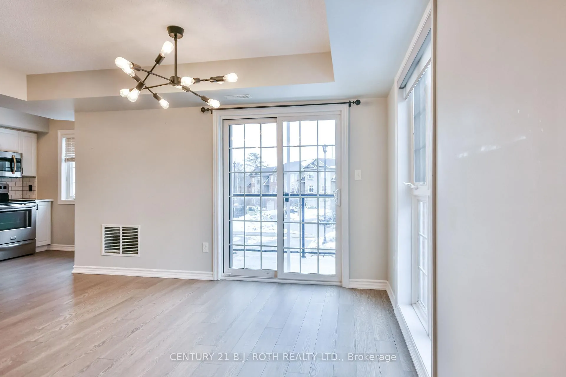 Photo 8 of Unit 7, 51 Ferndale Drive, Barrie, Ardagh — HOMEH