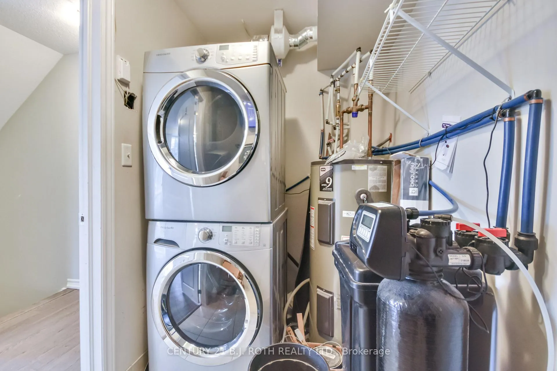 Photo 15 of Unit 7, 51 Ferndale Drive, Barrie, Ardagh — HOMEH
