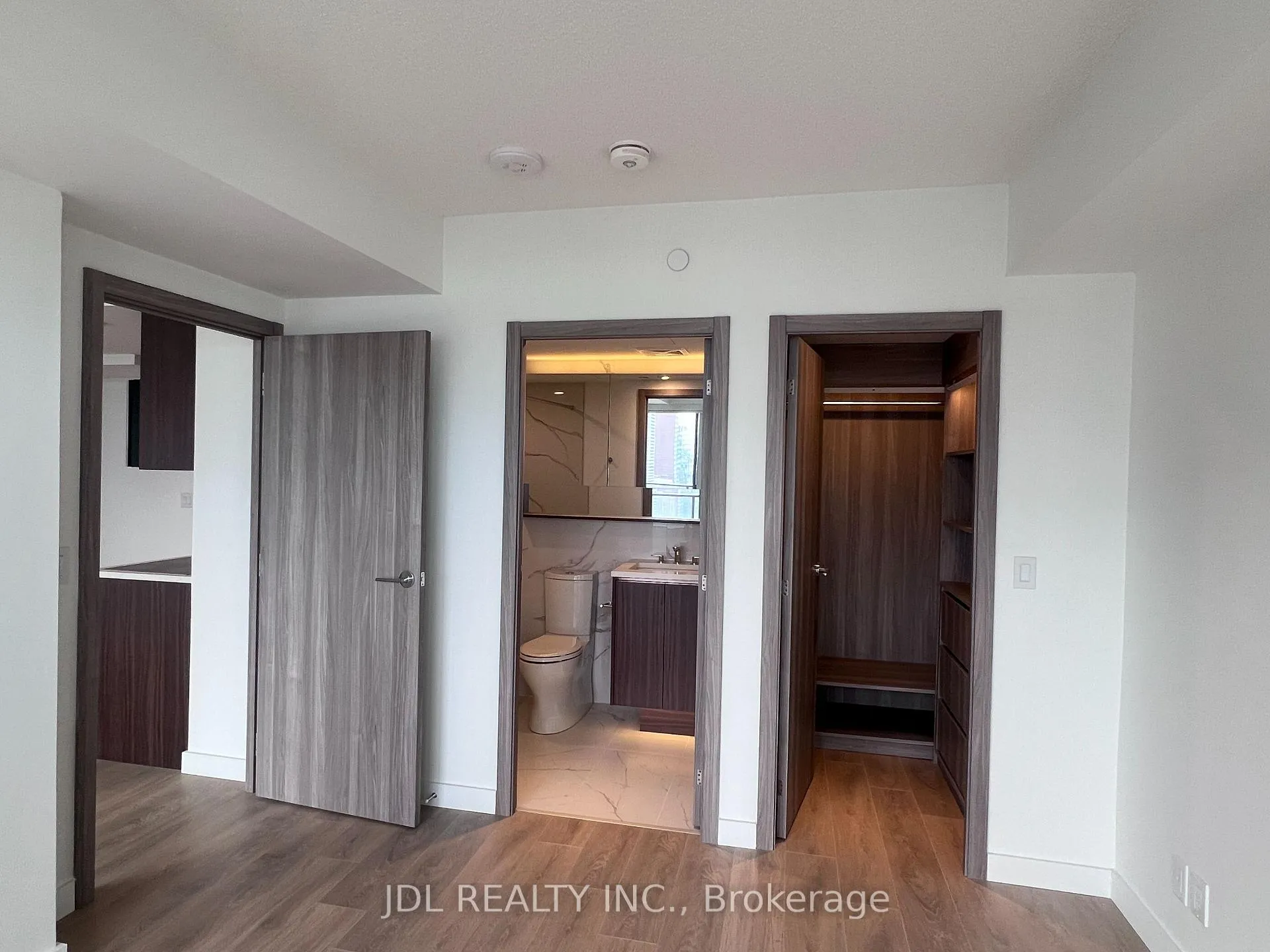 Photo 10 of Unit 5002, 38 Widmer Street, Toronto, Waterfront Communities — HOMEH